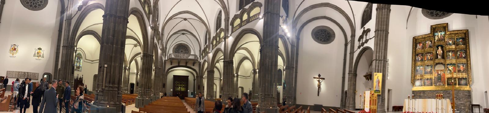 La iglesia de San Lorenzo, en Gijón, reabre tras un cambio de cara