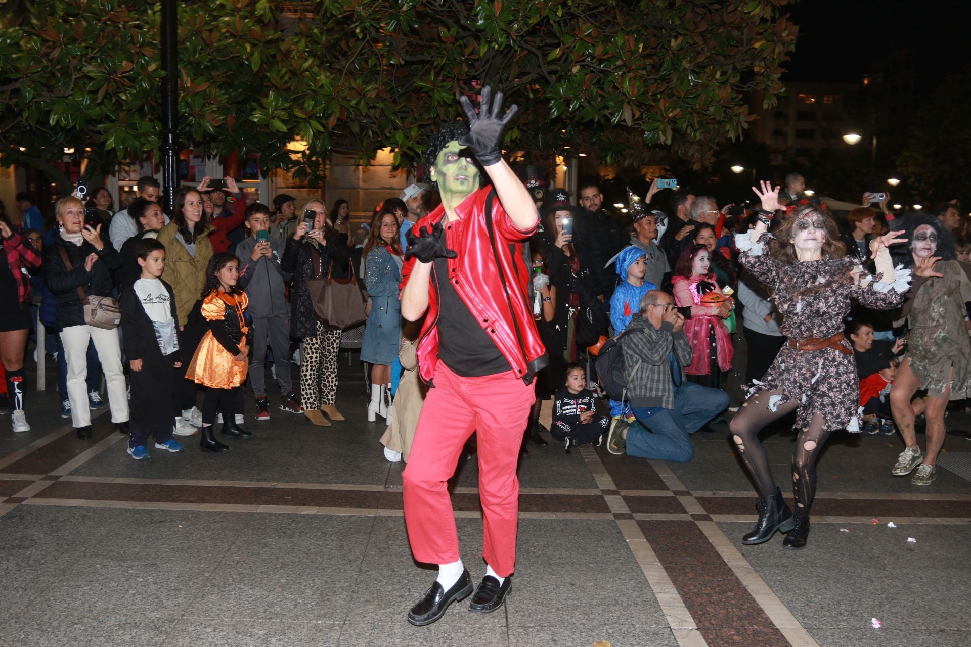 Terror en las calles de Gijón por Halloween