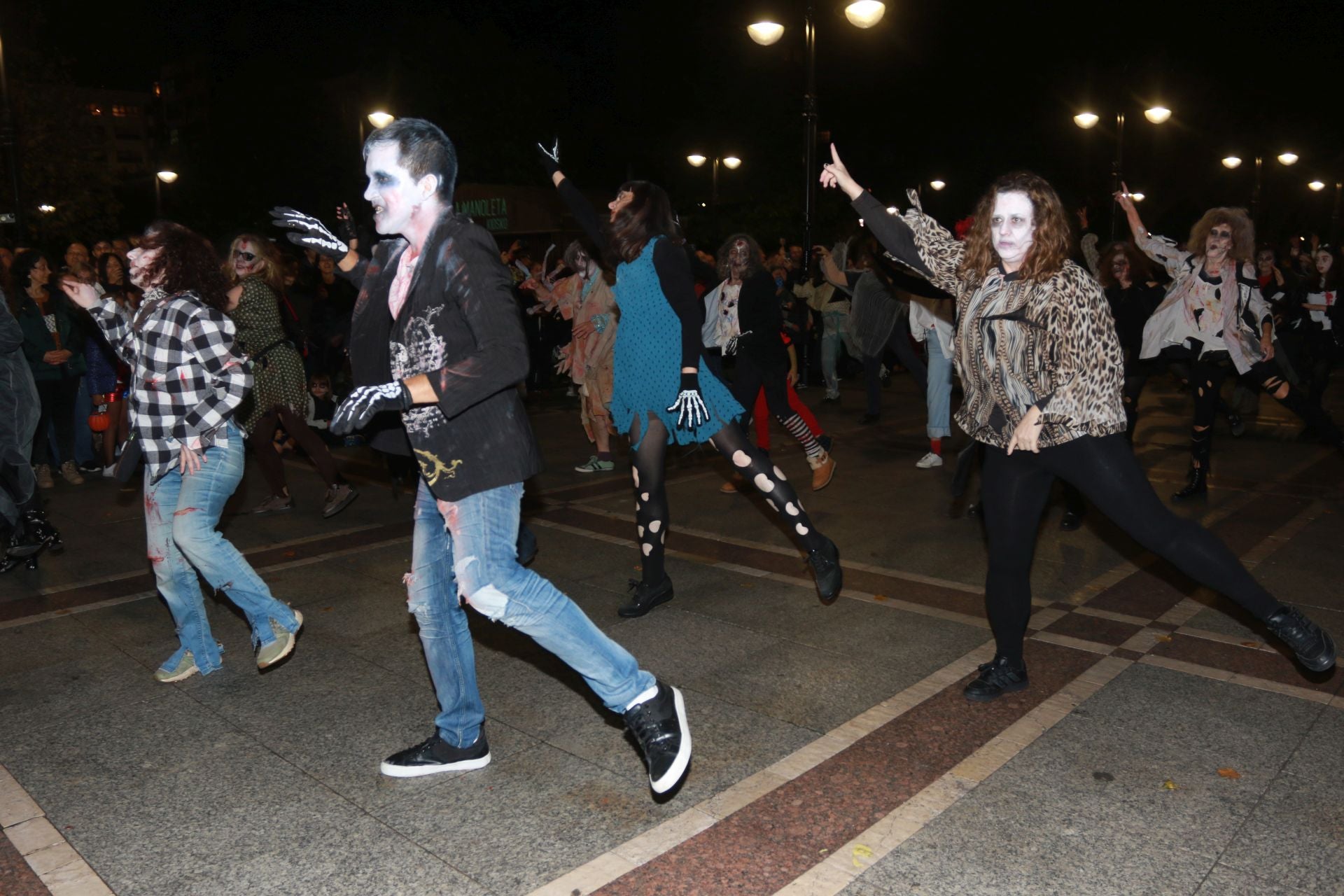 Terror en las calles de Gijón por Halloween