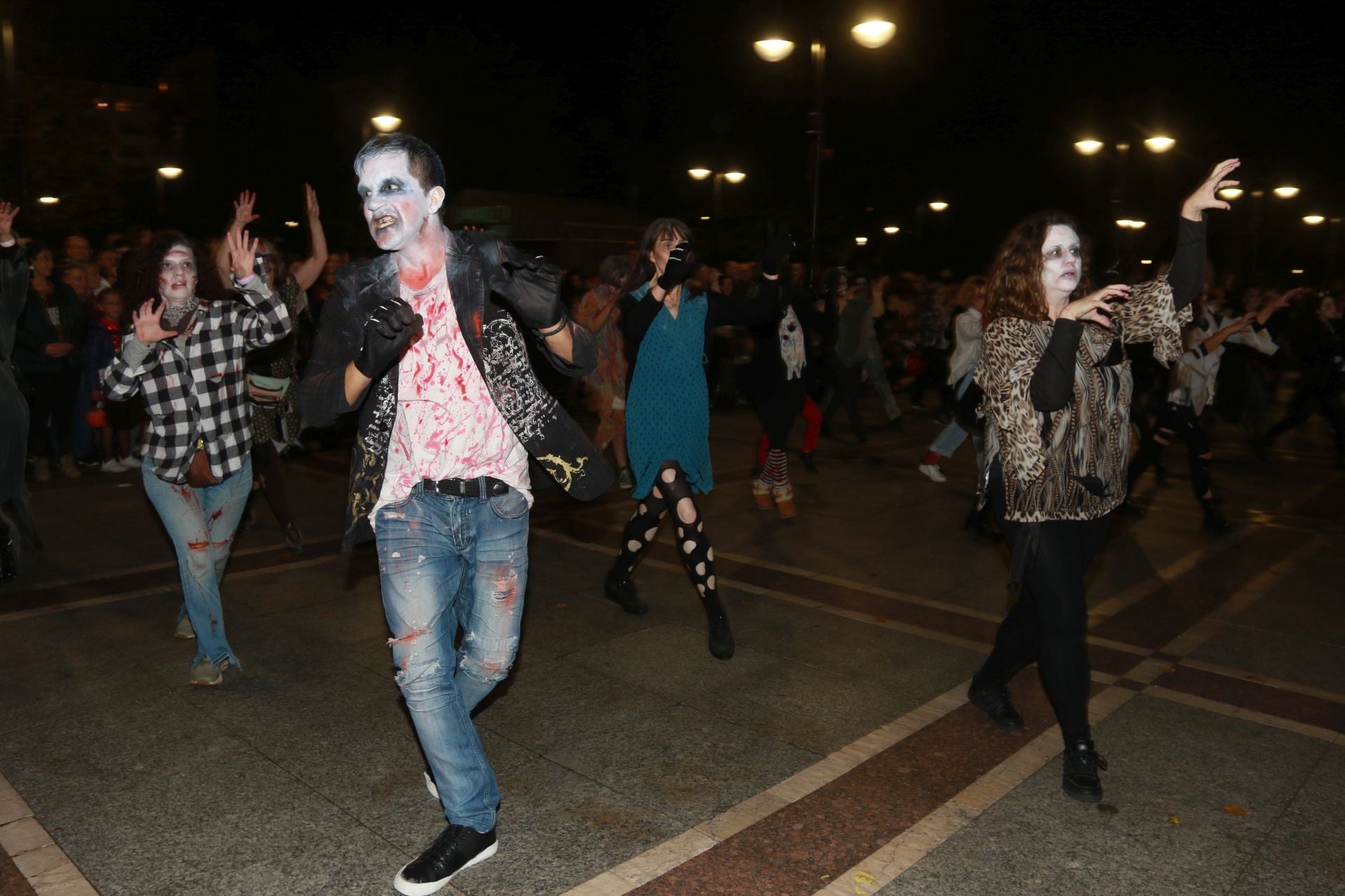 Terror en las calles de Gijón por Halloween