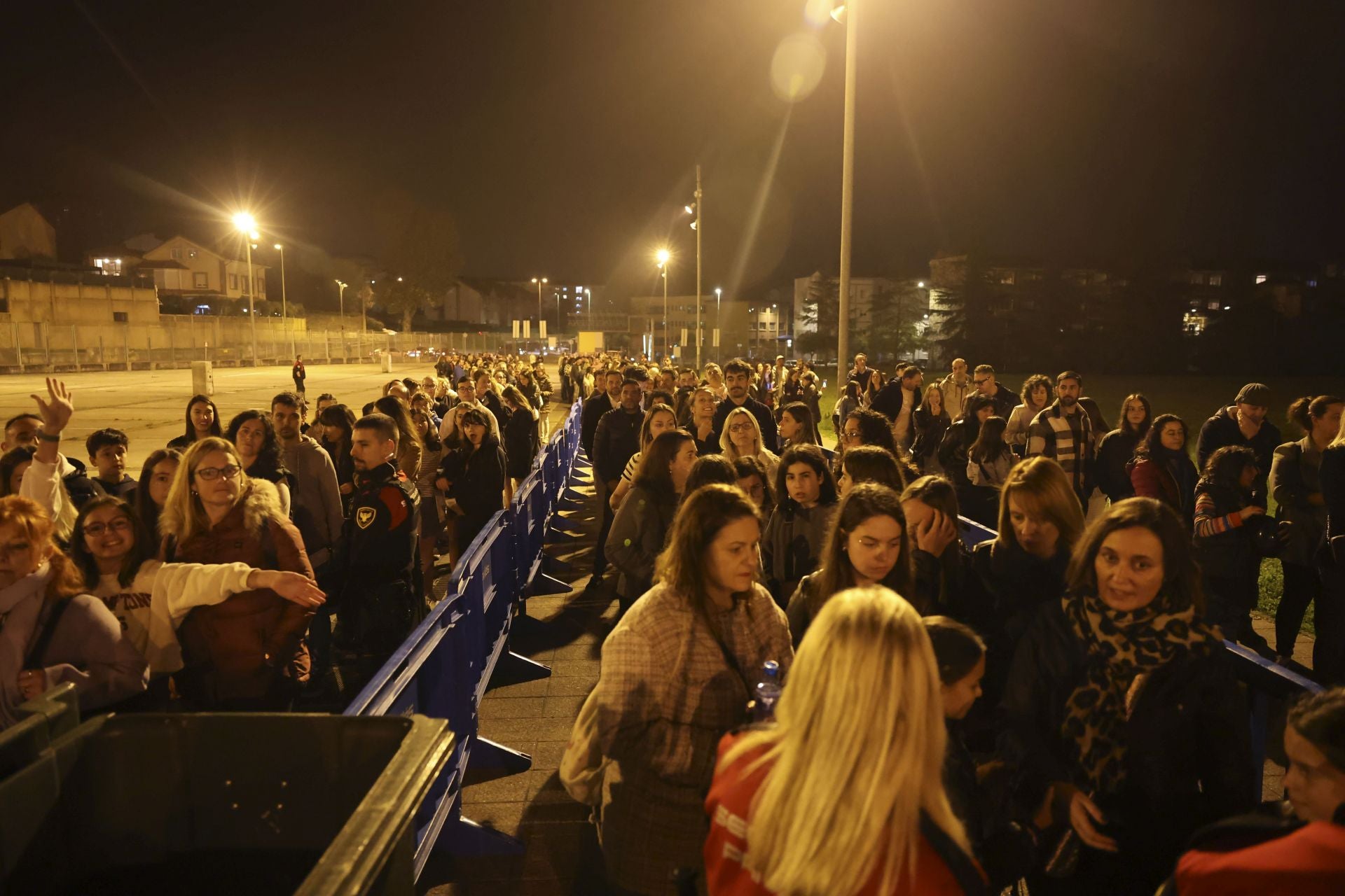 Ana Mena enciende Avilés