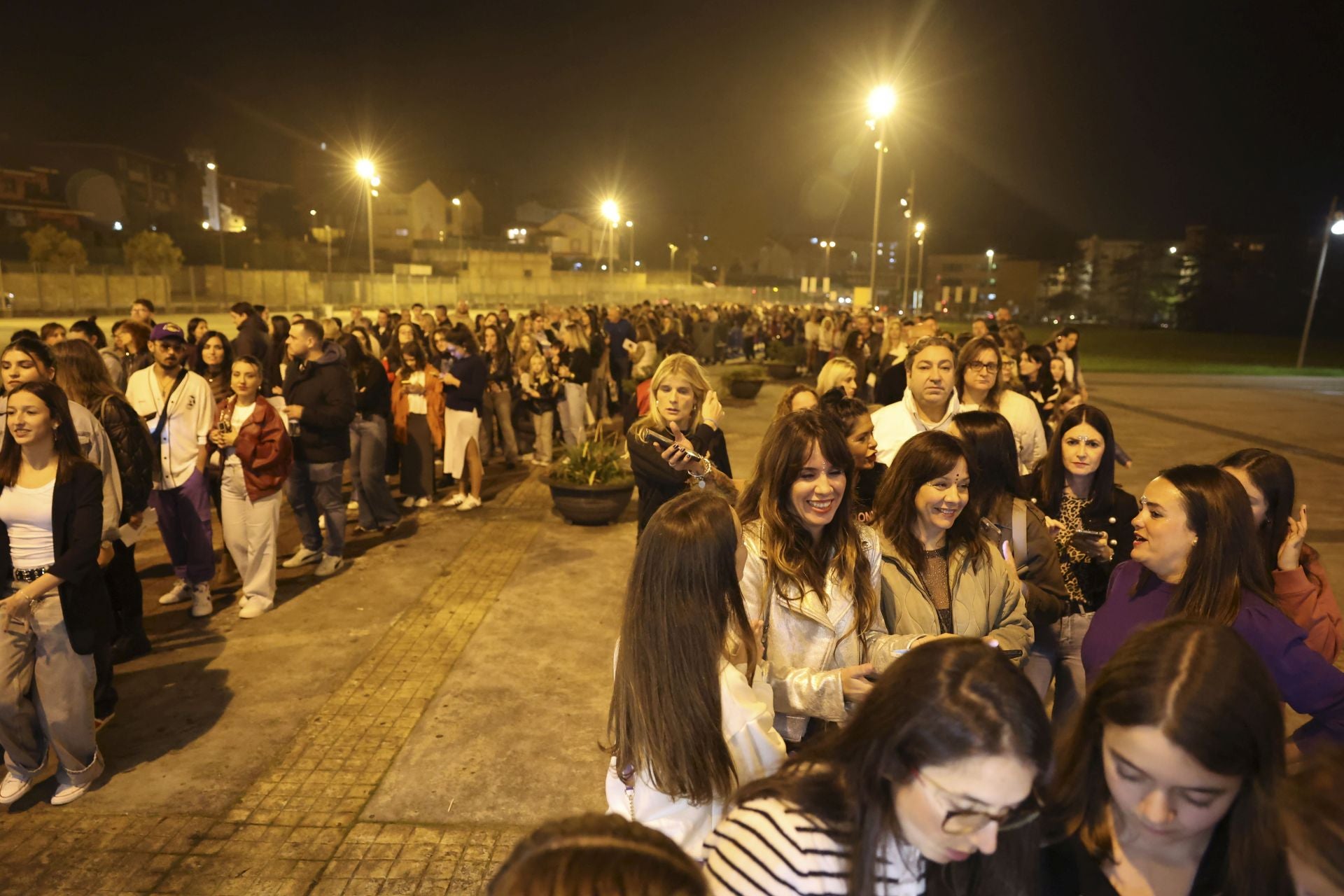 Ana Mena enciende Avilés