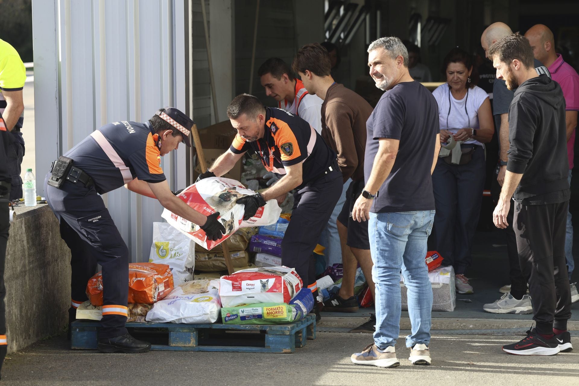 Las donaciones no cesan en Gijón