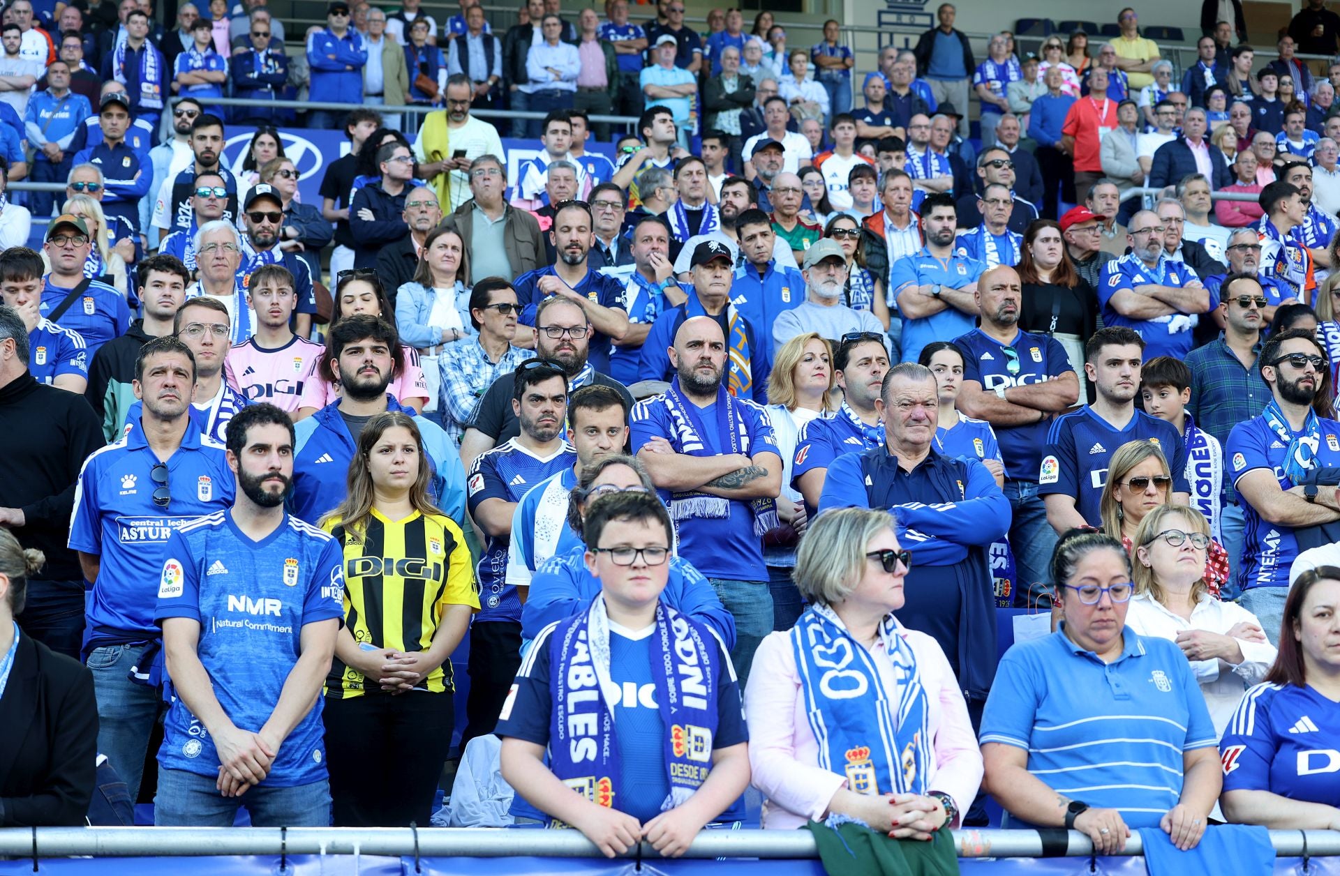 Fotos: Las jugadas del Real Oviedo-Burgos