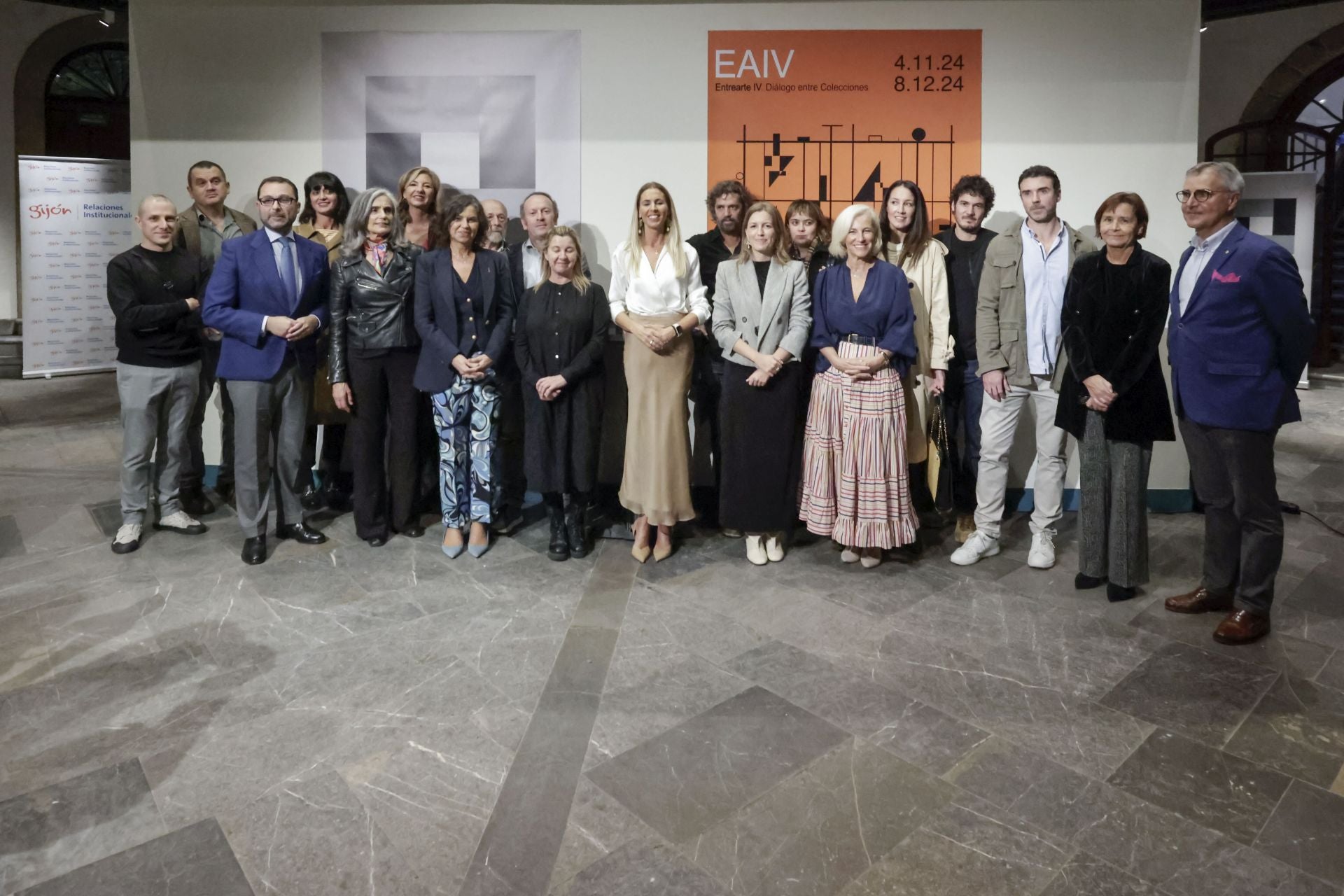 Inauguración de la exposición Entrearte en el palacio de Revillagigedo de Gijón