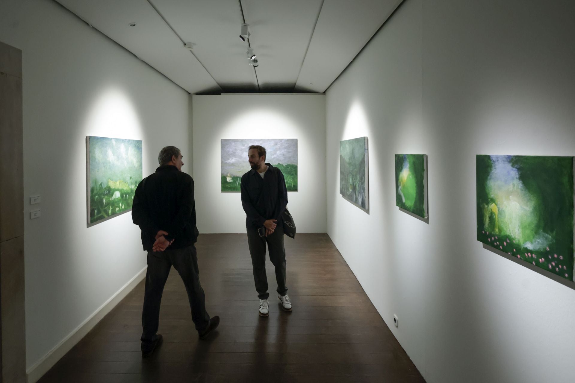 Inauguración de la exposición Entrearte en el palacio de Revillagigedo de Gijón