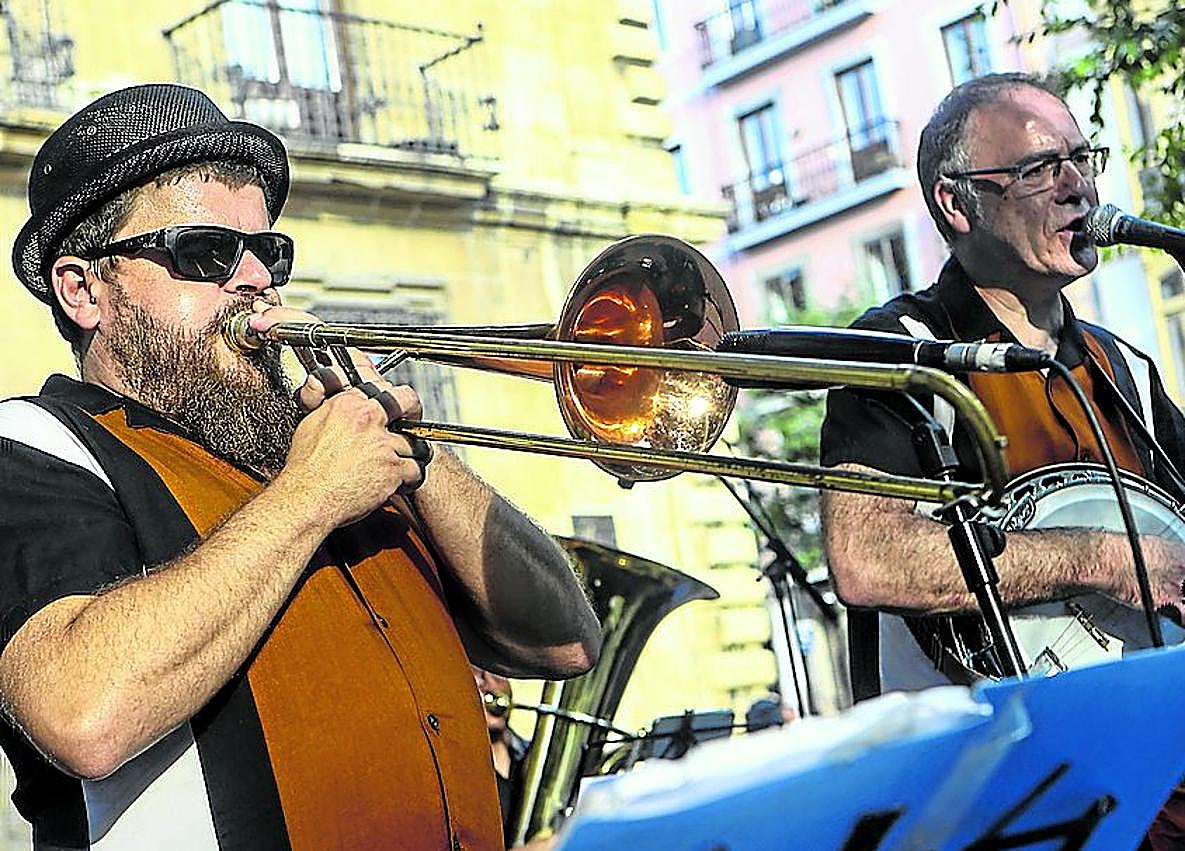 Imagen secundaria 1 - El jazz toma el control en Gijón