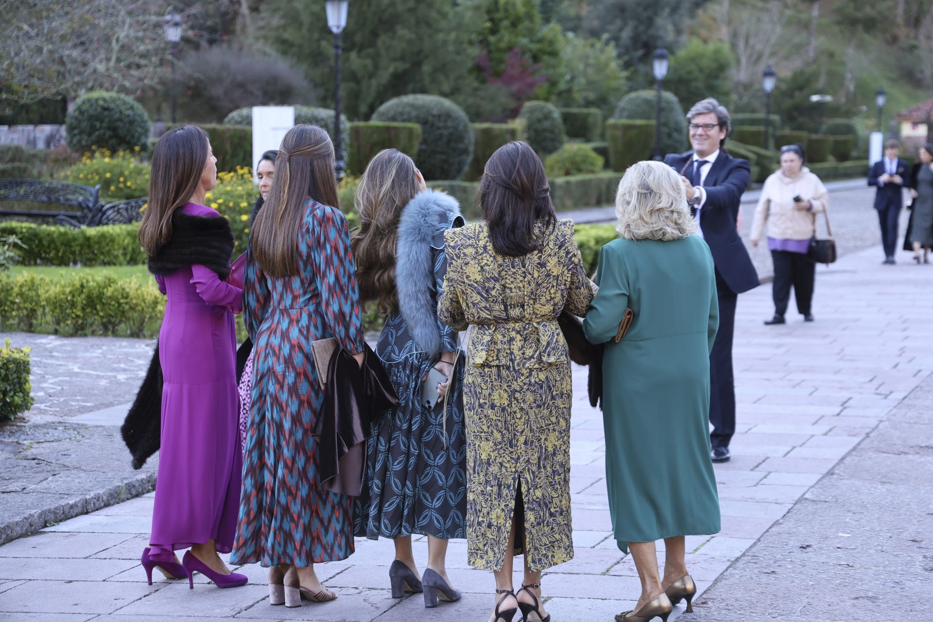 Boda de ensueño en Covadonga: Luz Cano y Alejandro Merino se casan en el Santuario