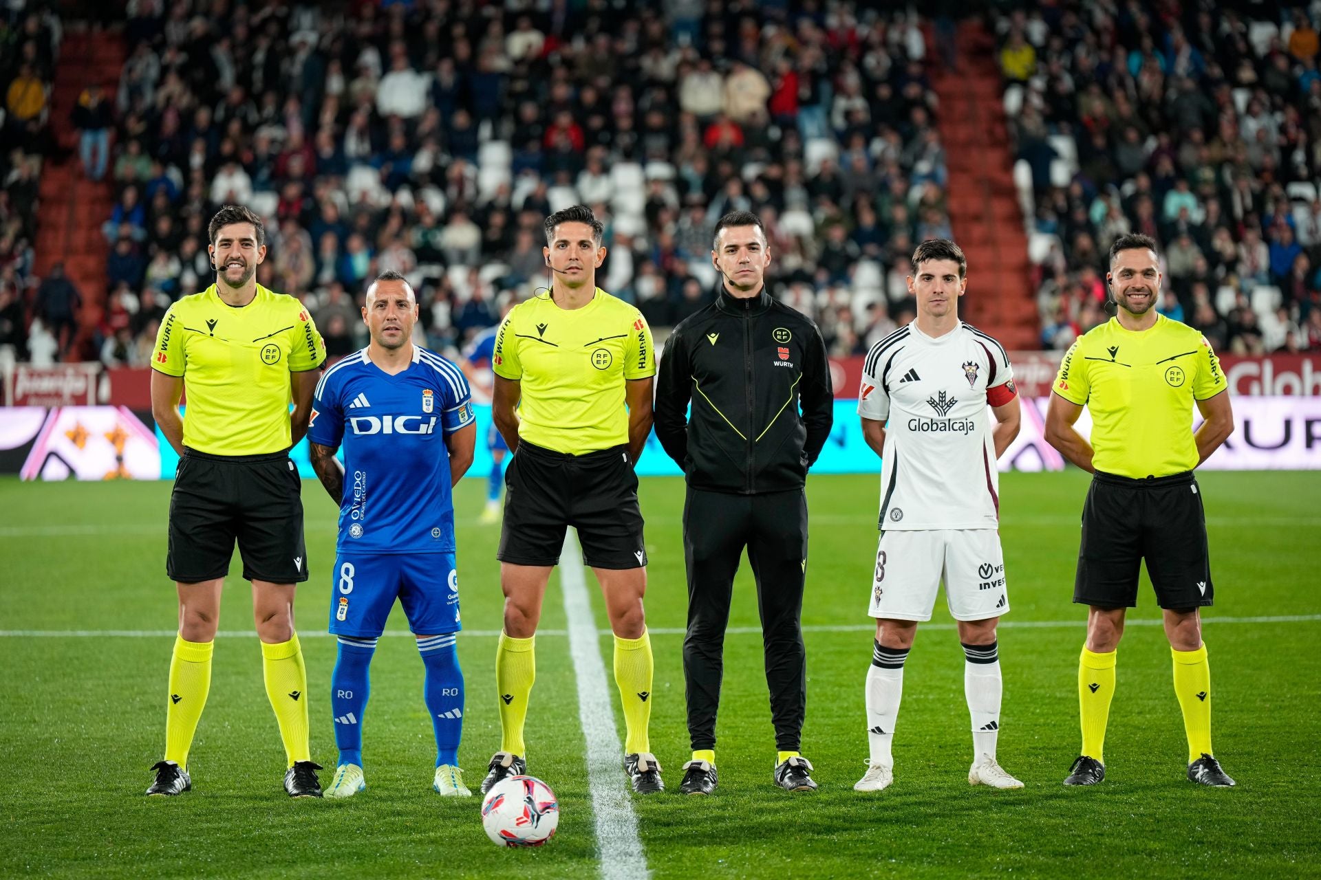 Las mejores imágenes del Albacete - Real Oviedo