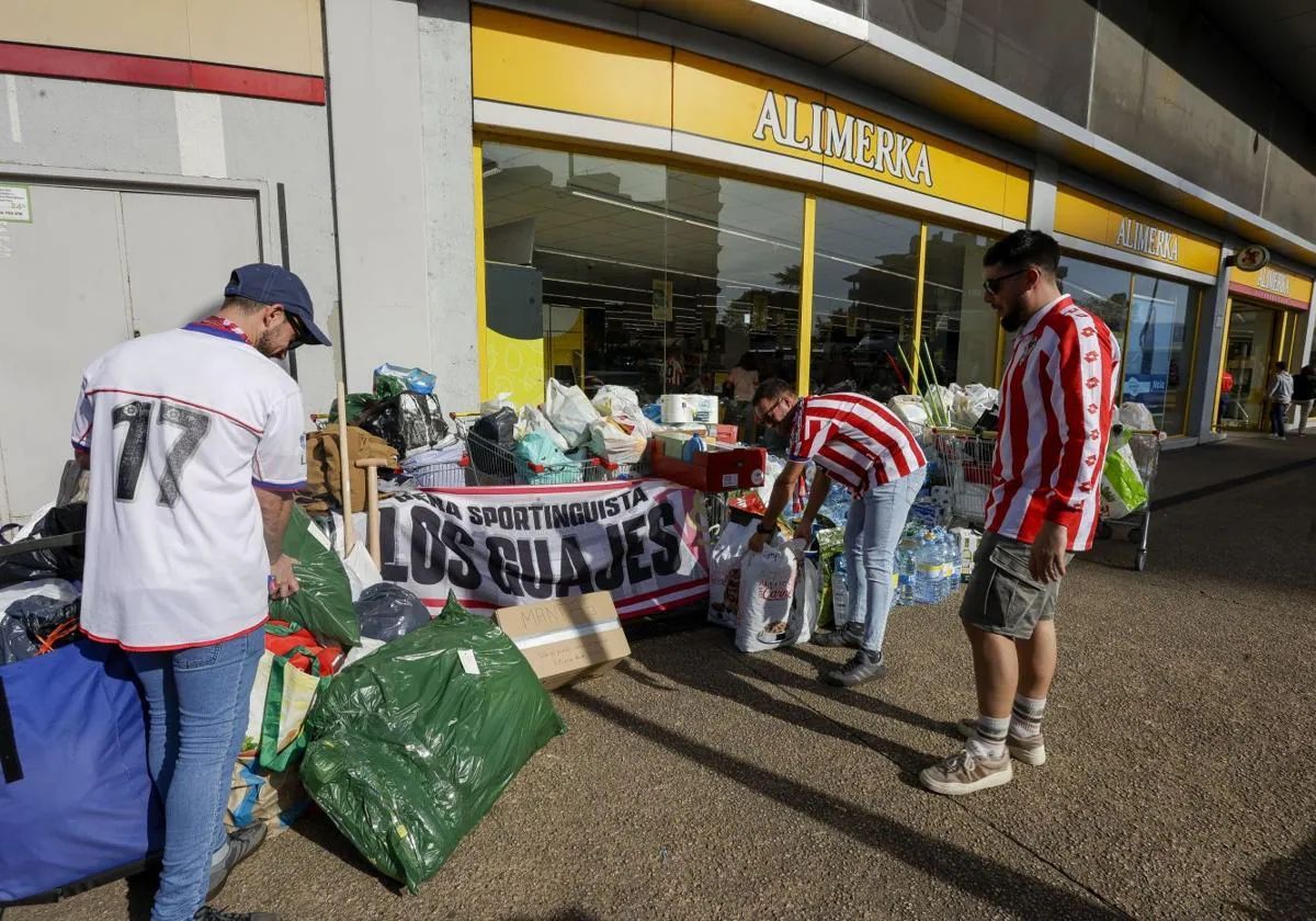 El Sporting también se volcó con una subasta benéfica, recaudación de fondos y una recogida de material en El Molinón.