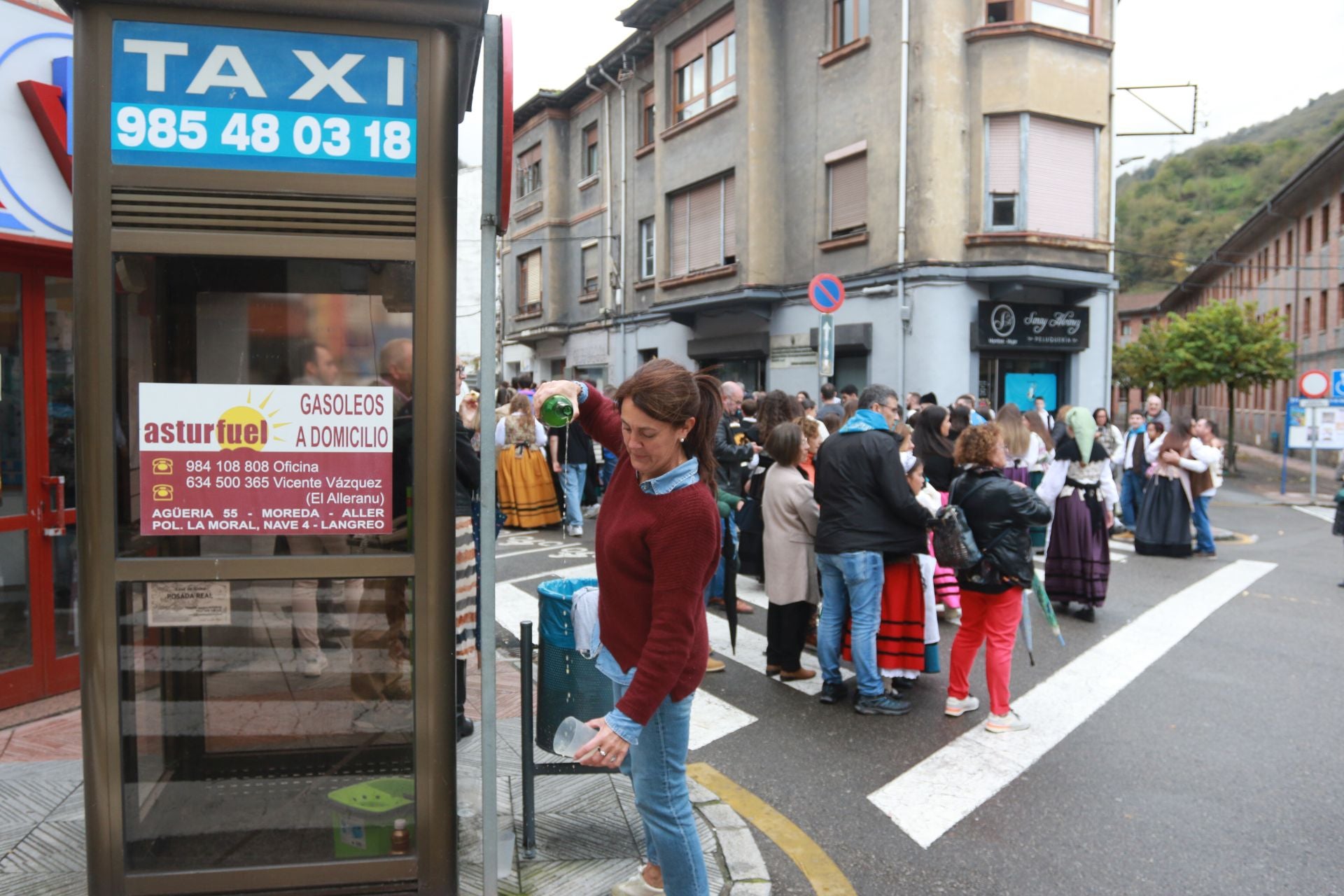 Moreda de Aller se echa a las calles para celebrar los Humanitarios