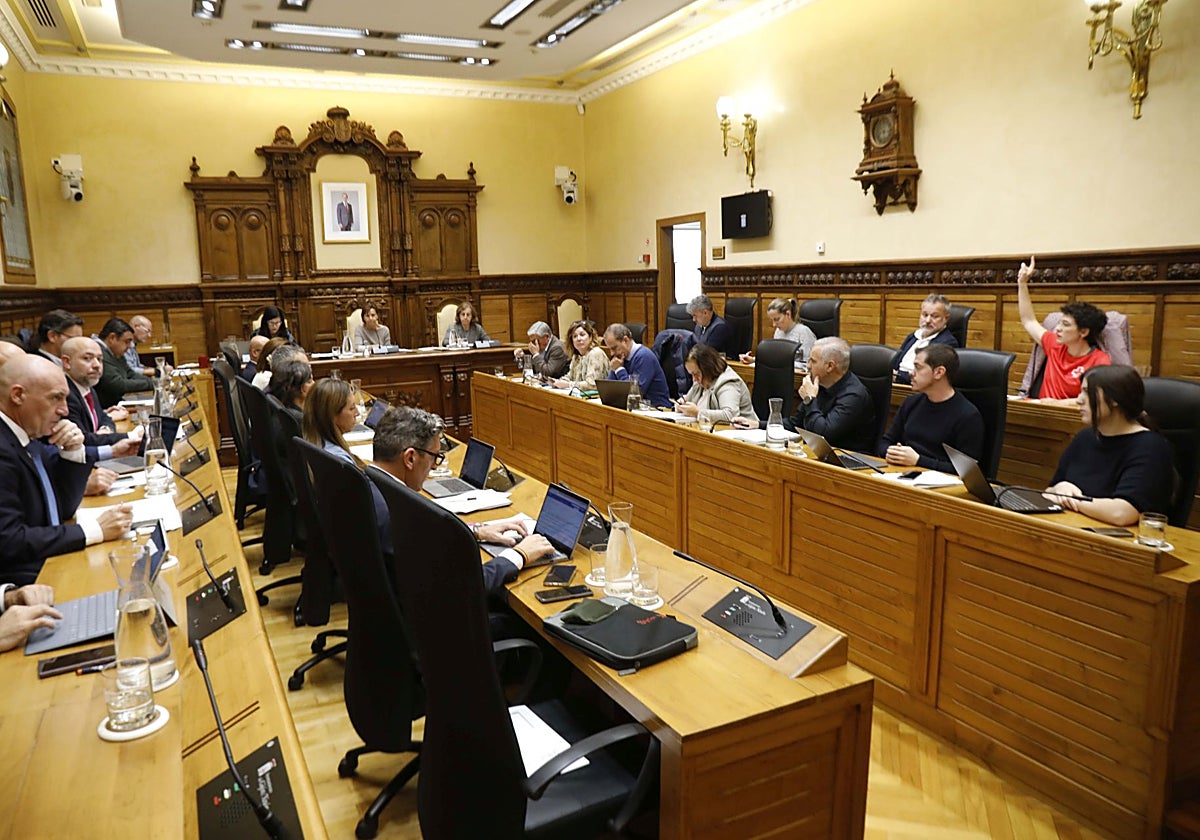 Un momento del Pleno municipal de Gijón.