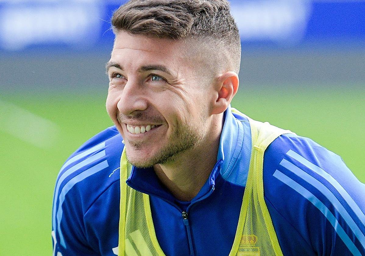 Francisco Portillo, en el entrenamiento del Real Oviedo esta mañana.