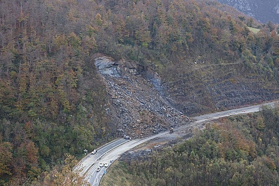 Cronología de las obras para retirar el argayo de la autopista del Huerna