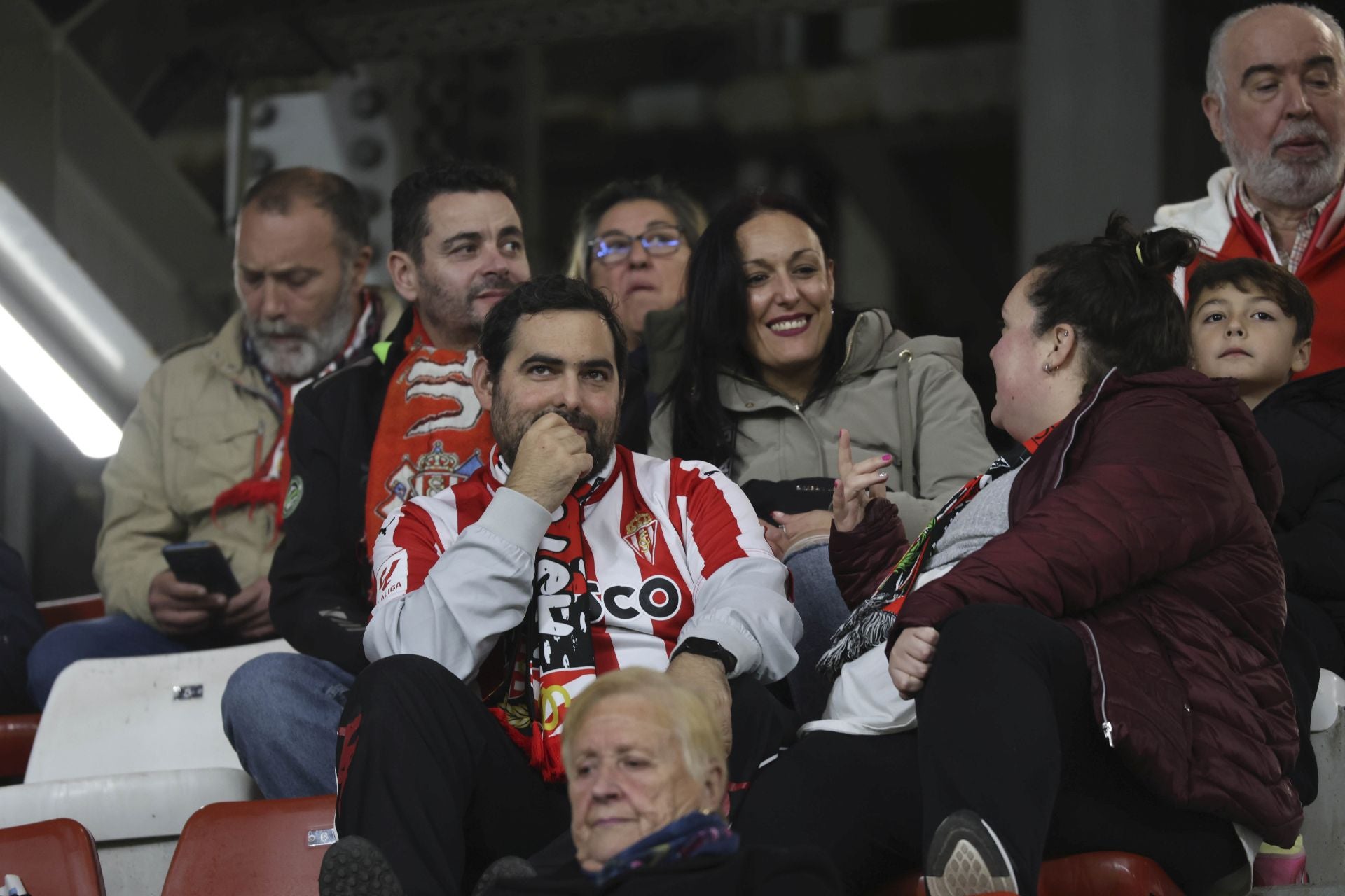 ¿Estuviste en el Sporting de Gijón - Granada? ¡Búscate!