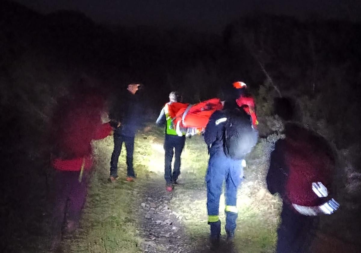Un hombre de 53 años sufre una caída en una ruta de montaña en Quirós