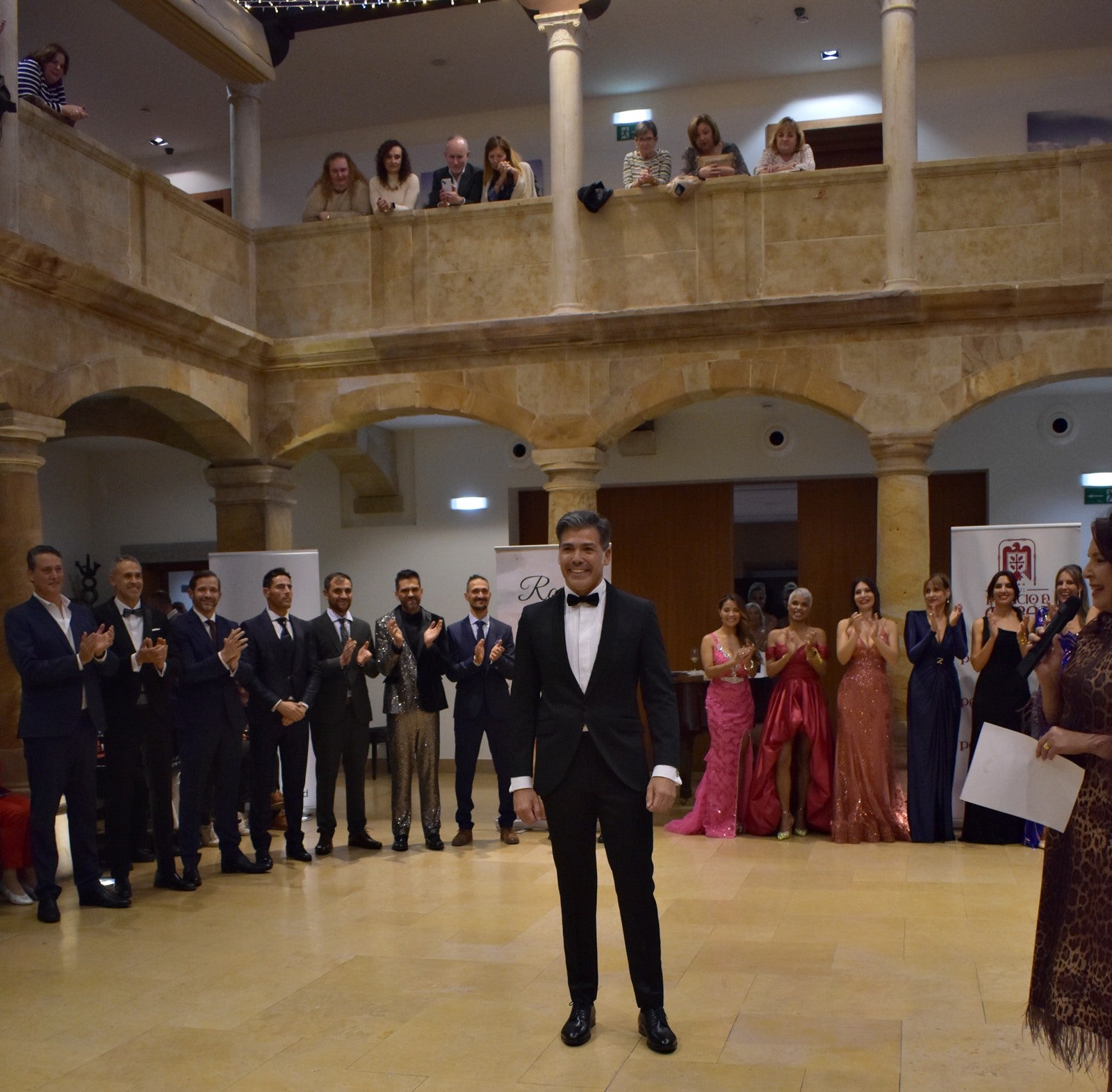 Tineo corona a las mejores bellezas senior de España