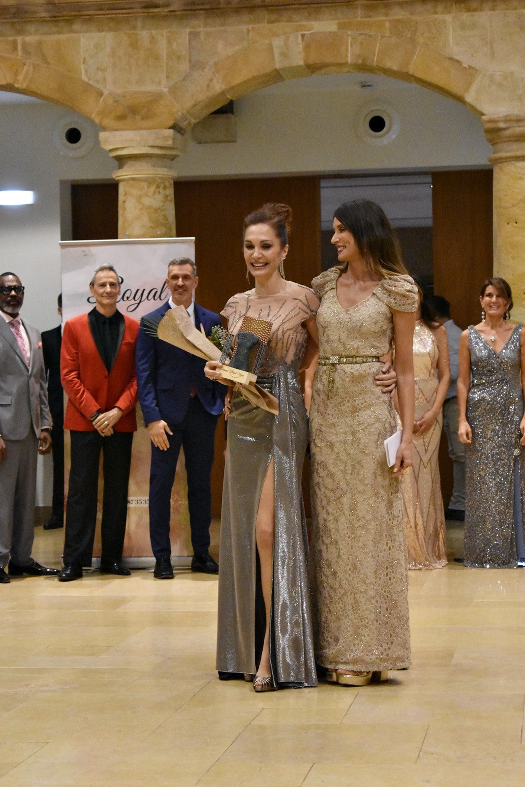 Tineo corona a las mejores bellezas senior de España