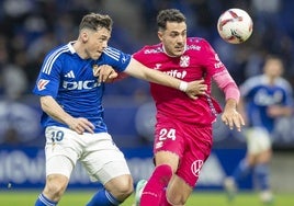 Fede Viñas disputó sus primeros minutos en el partido del Real Oviedo frente al Tenerife.