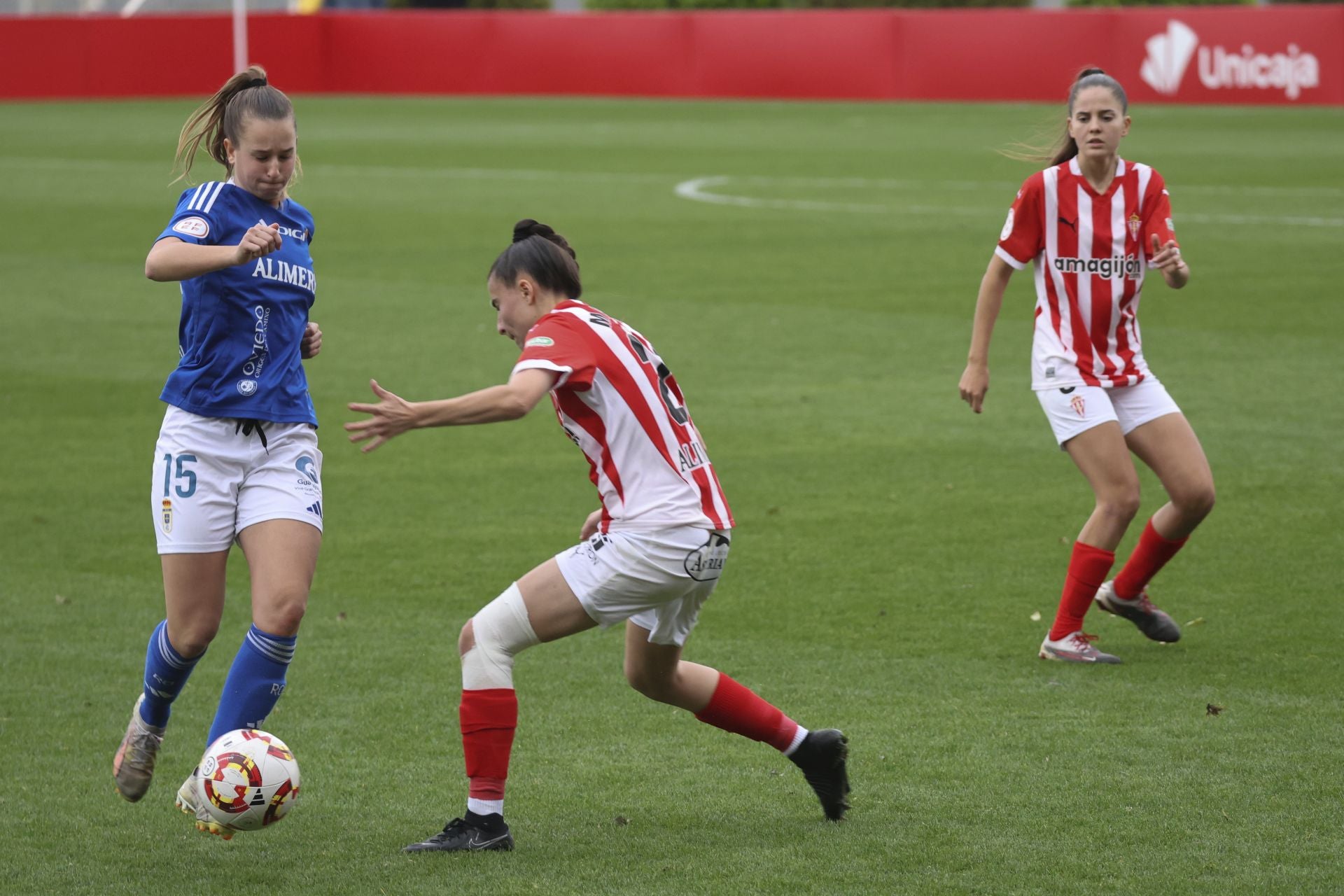 Las mejores imágenes del derbi femenino: Sporting de Gijón 2 - 0 Real Oviedo