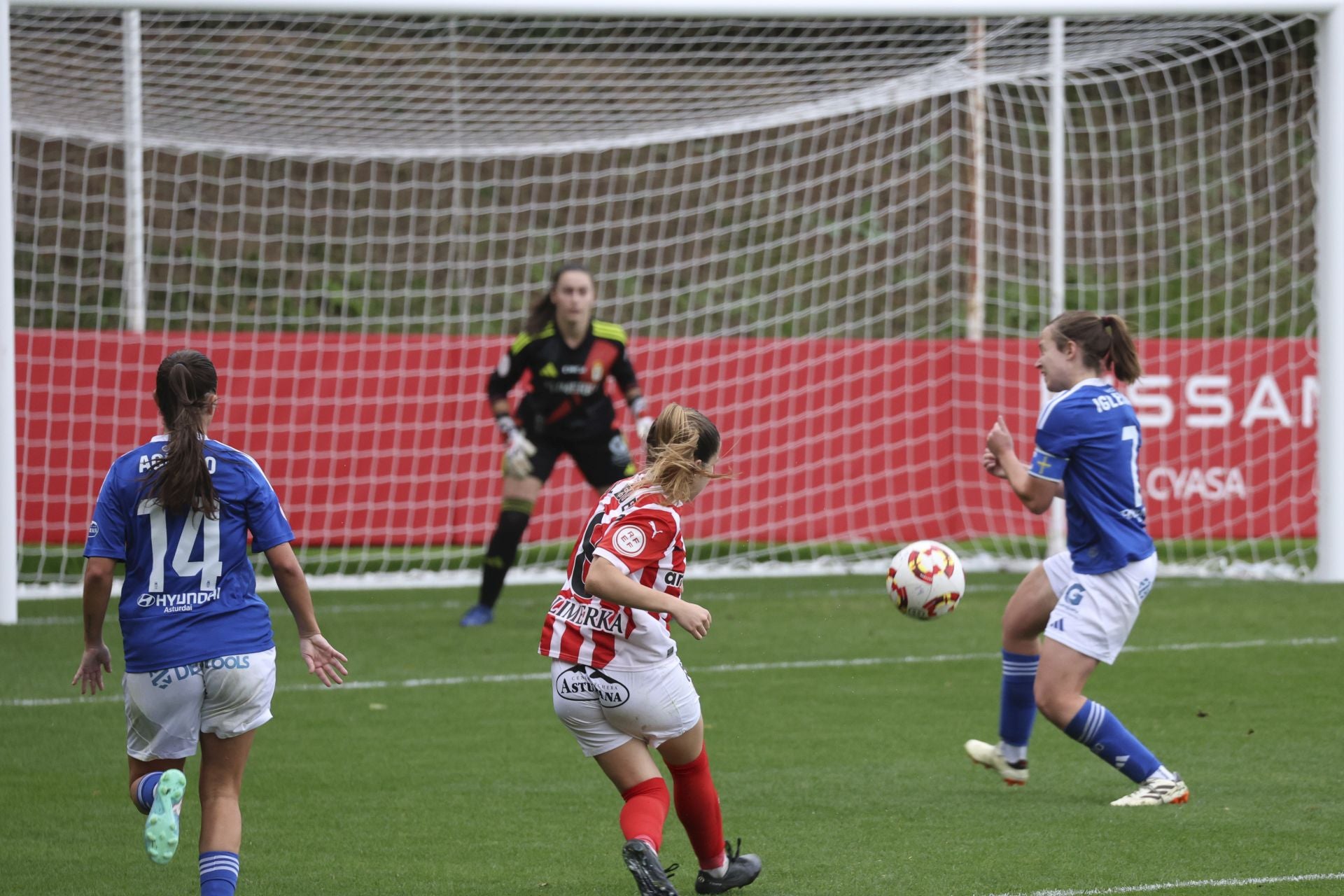 Las mejores imágenes del derbi femenino: Sporting de Gijón 2 - 0 Real Oviedo