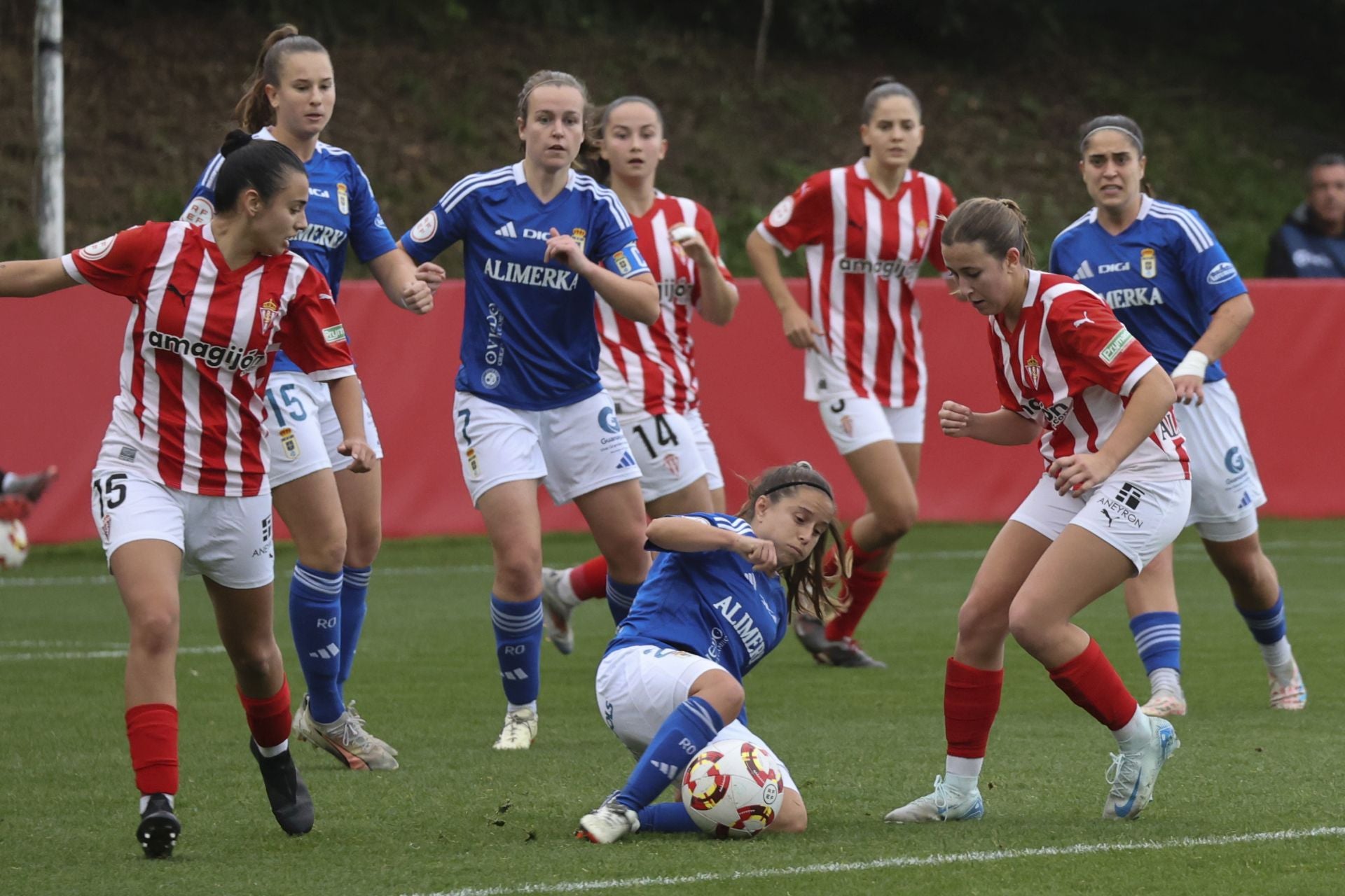 Las mejores imágenes del derbi femenino: Sporting de Gijón 2 - 0 Real Oviedo