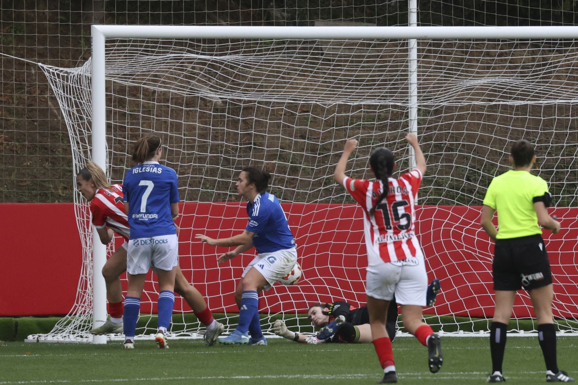 Las mejores imágenes del derbi femenino: Sporting de Gijón 2 - 0 Real Oviedo