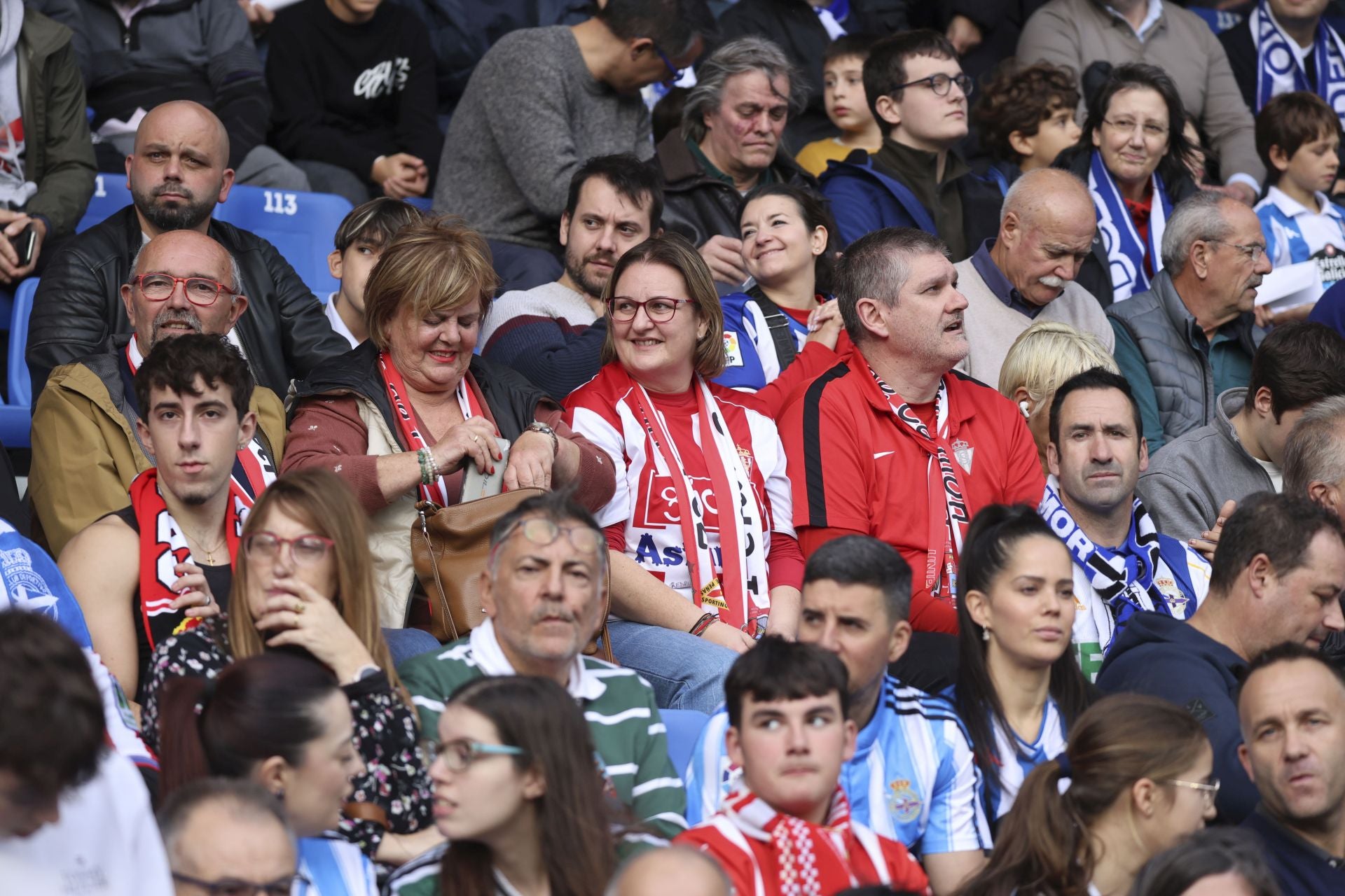 ¿Estuviste en Riazor animando al Sporting? ¡Búscate!