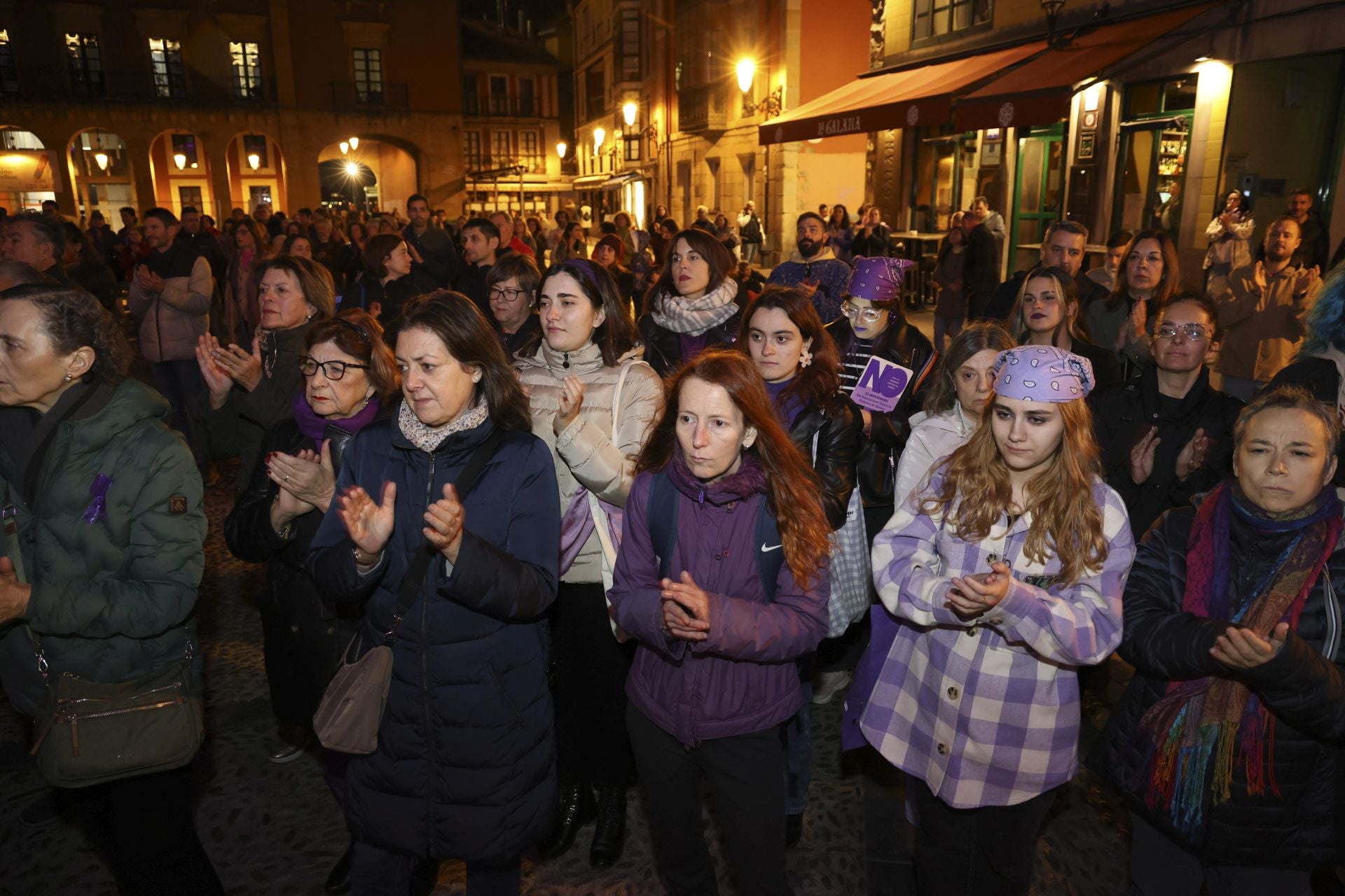 Gijón condena la violencia contra la mujer