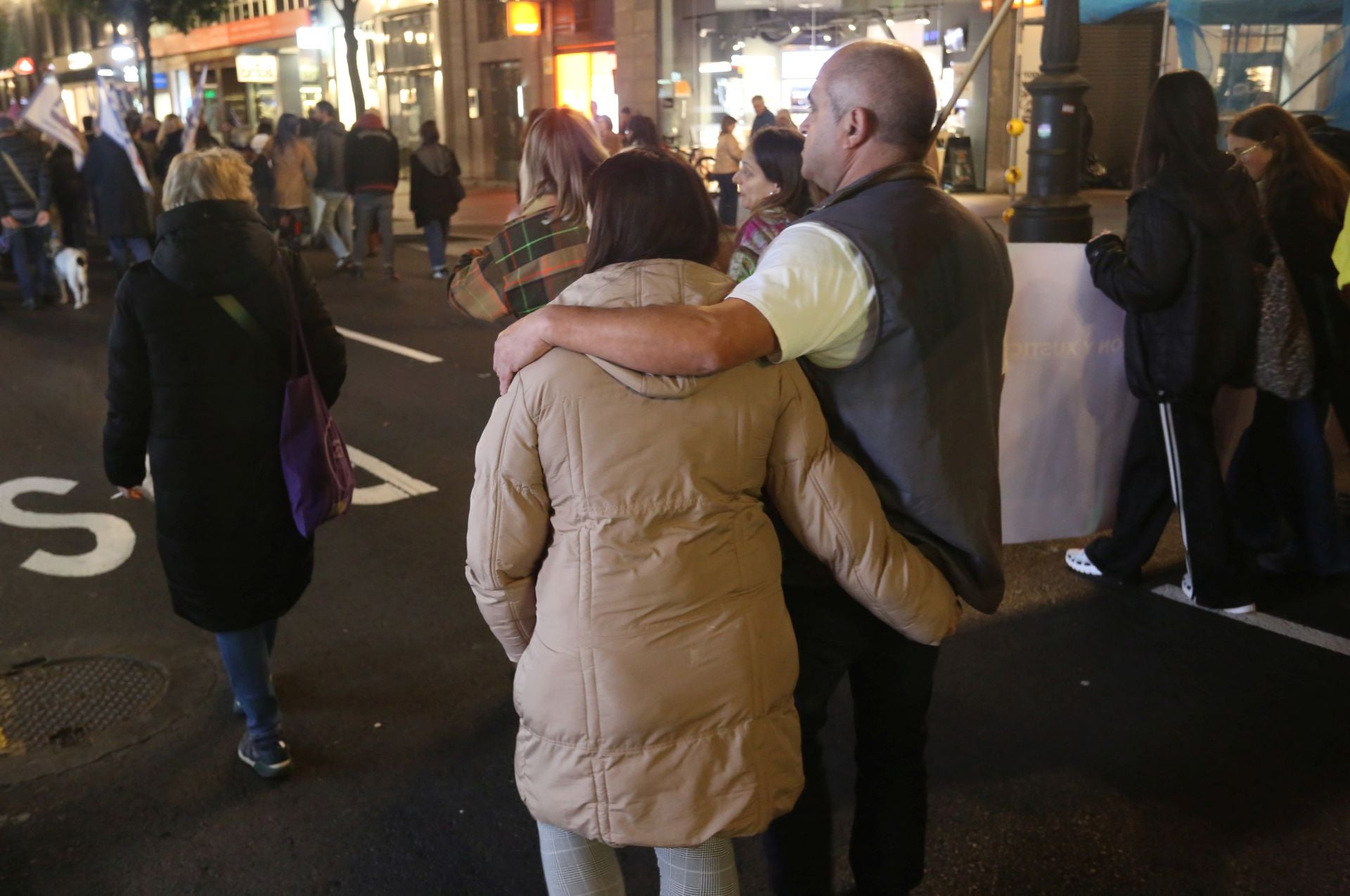Las calles de Oviedo se llenan por la eliminación de la violencia contra las mujeres