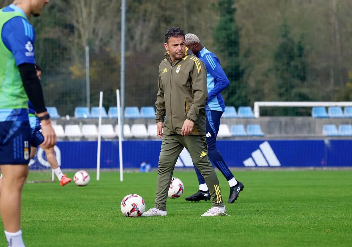 Javi Calleja en un entrenamiento del Real Oviedo.