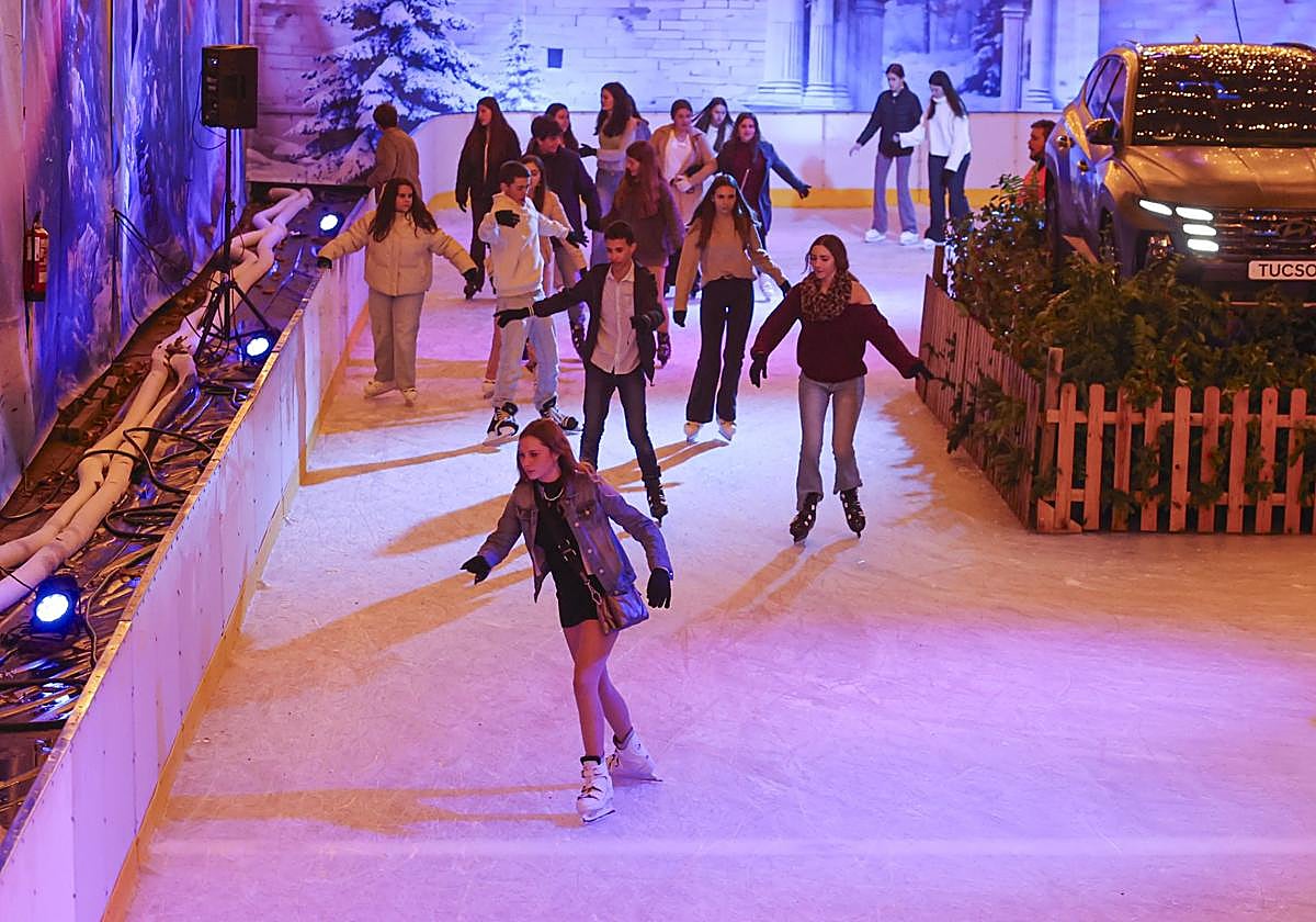 Oviedo da la bienvenida a la Navidad