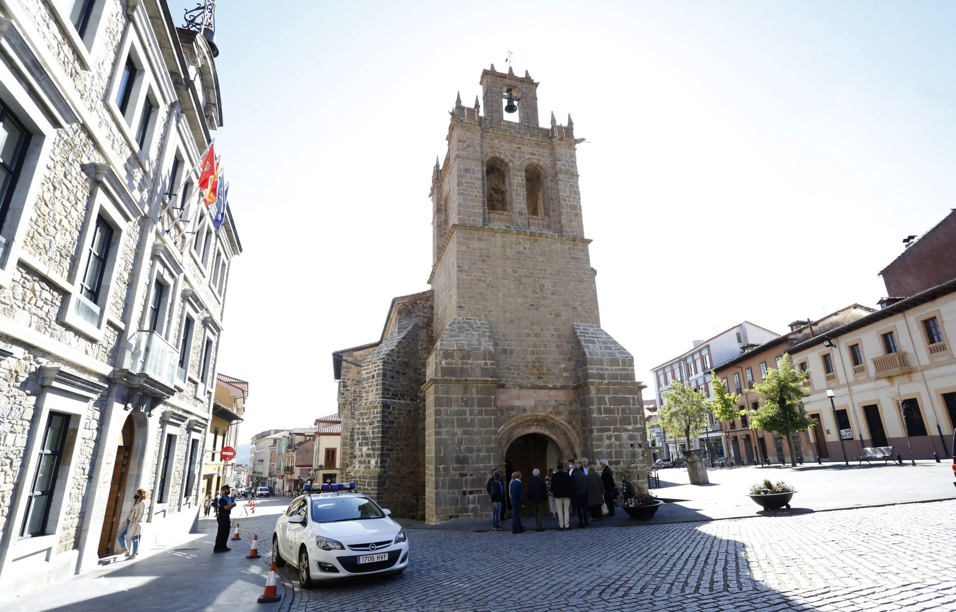 Premio a la Puesta en Valor del Patrimonio. Salas recibe este galardón por su excelente trabajo en la conservación y divulgación de su patrimonio histórico. Desde el Castillo de Valdés Salas hasta su relevante Camino de Santiago Primitivo, el municipio ha apostado por proyectos que garantizan el mantenimiento y promoción de su historia y arquitectura singular. 