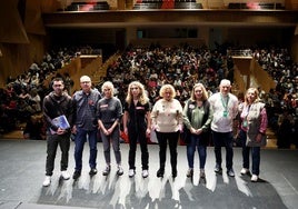 Asamblea de trabajadores de supermercados donde se acordó convocar huelga.