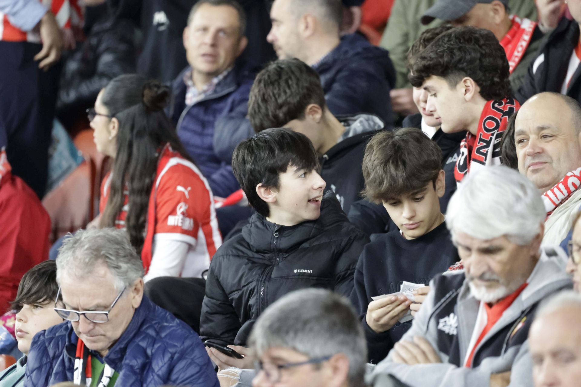 ¿Estuviste en el Sporting de Gijón - Córdoba? ¡Búscate!