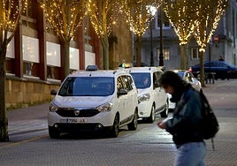 La parada de taxis en la calle Alonso Quintanilla.