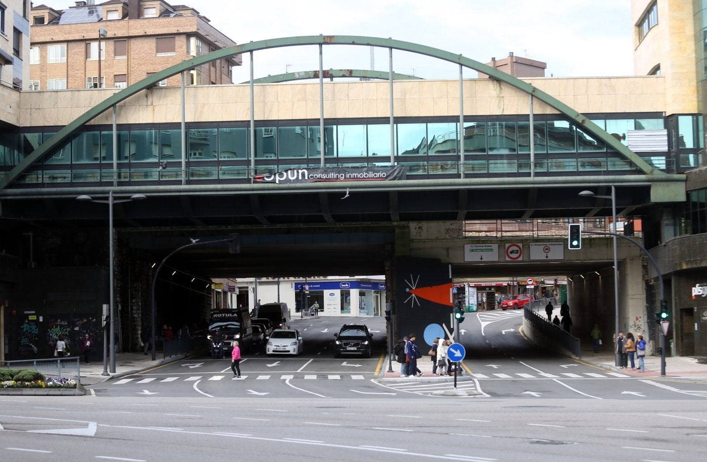 La obra permitirá crear una nueva pasarela para salvar el desnivel y acondicionará la galería sobre Nicolás Soria.