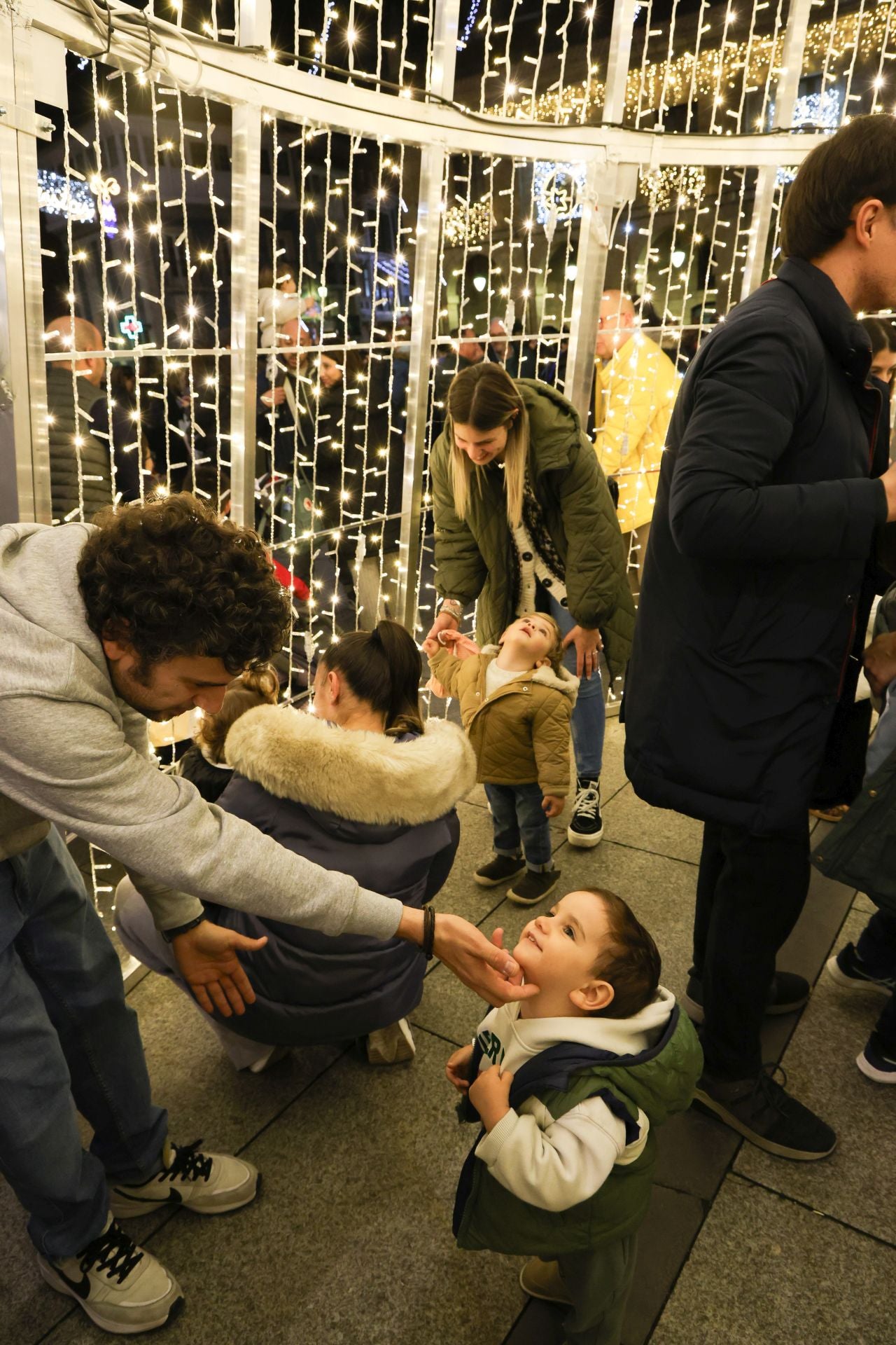 Las luces de Navidad de Avilés, en imágenes