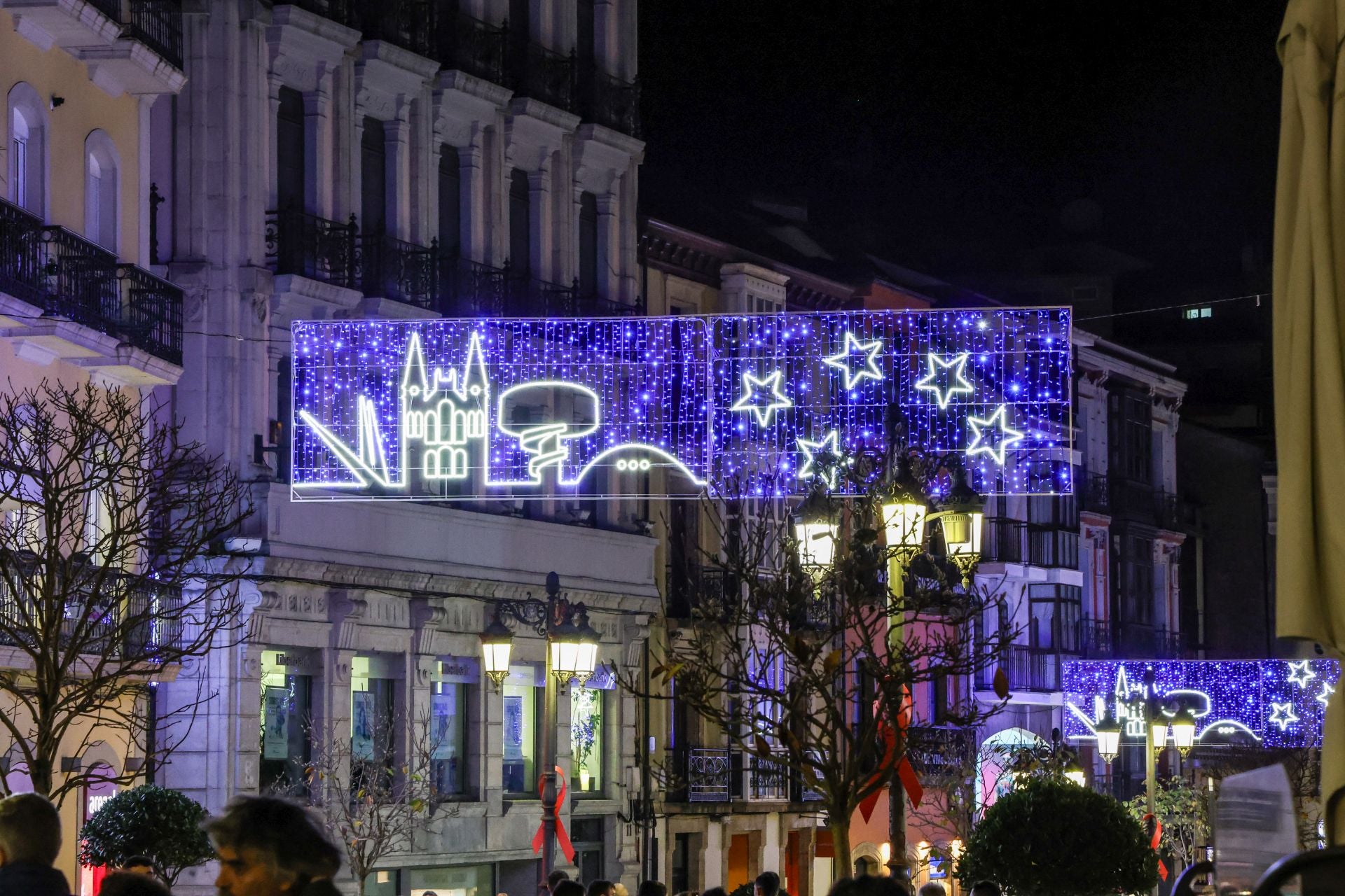 Las luces de Navidad de Avilés, en imágenes