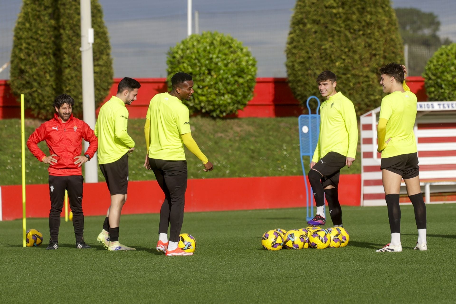 Entrenamiento del Sporting (06/12/24)