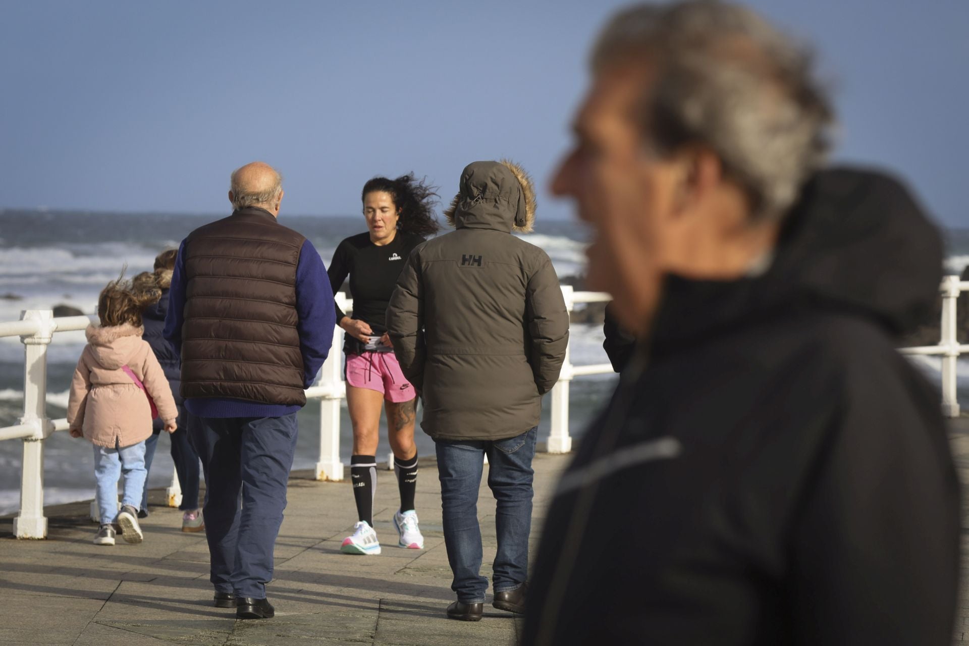 Vientos de invierno en Asturias: vendaval en la antesala a las nevadas