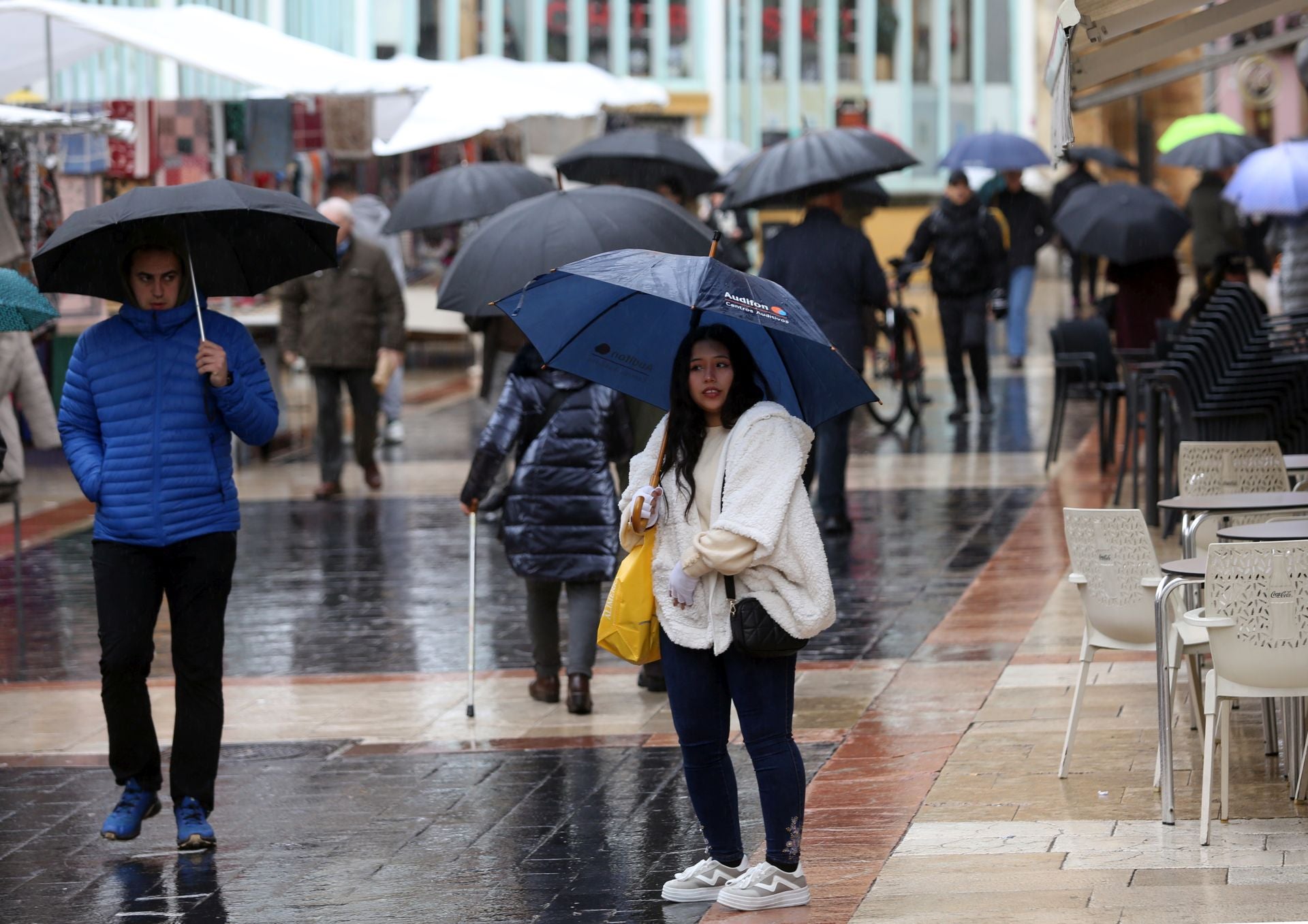 El primer temporal invernal en Asturias: nieve, fuerte viento y lluvia