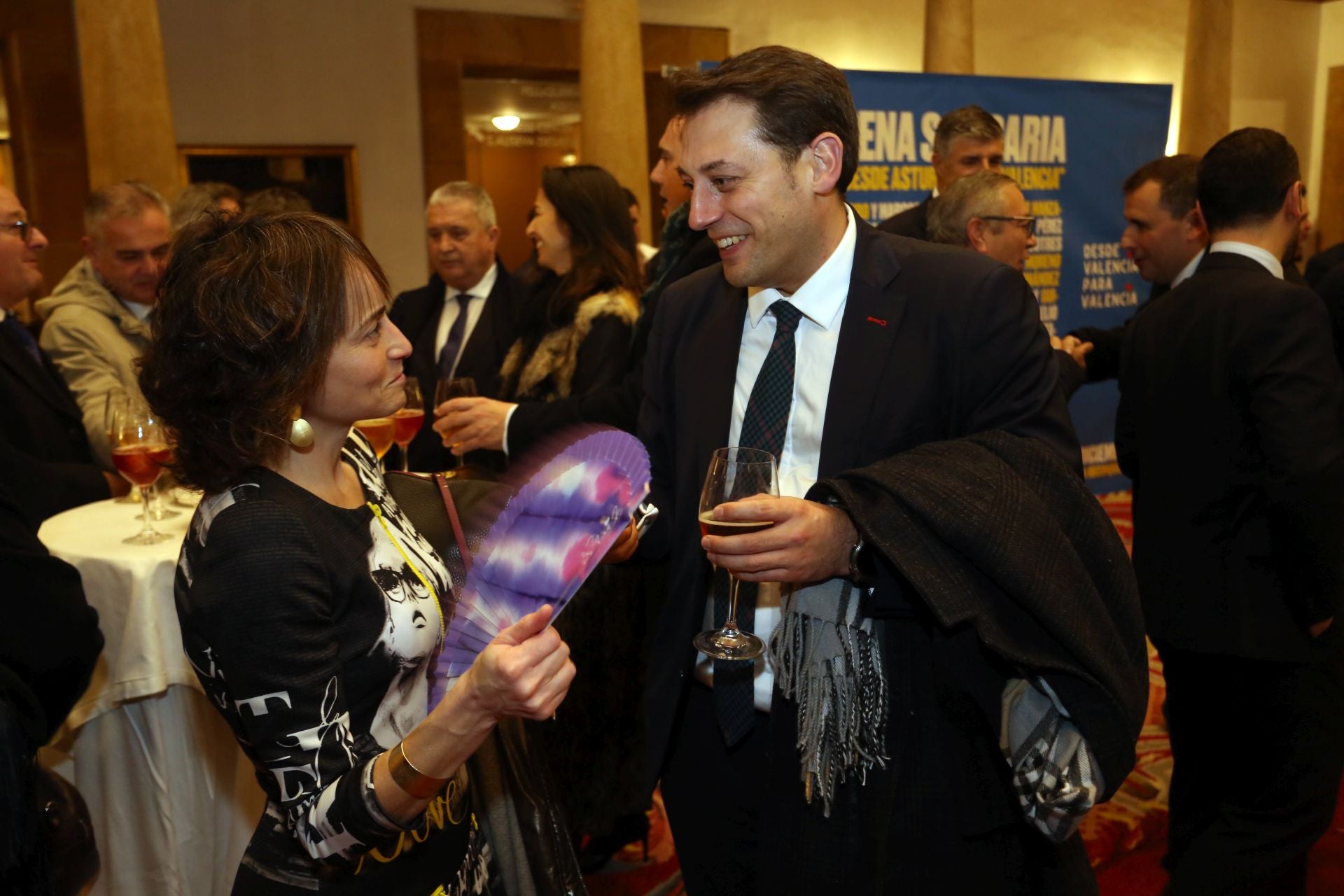 La cena solidaria &#039;Desde Asturias para Valencia&#039;, en imágenes