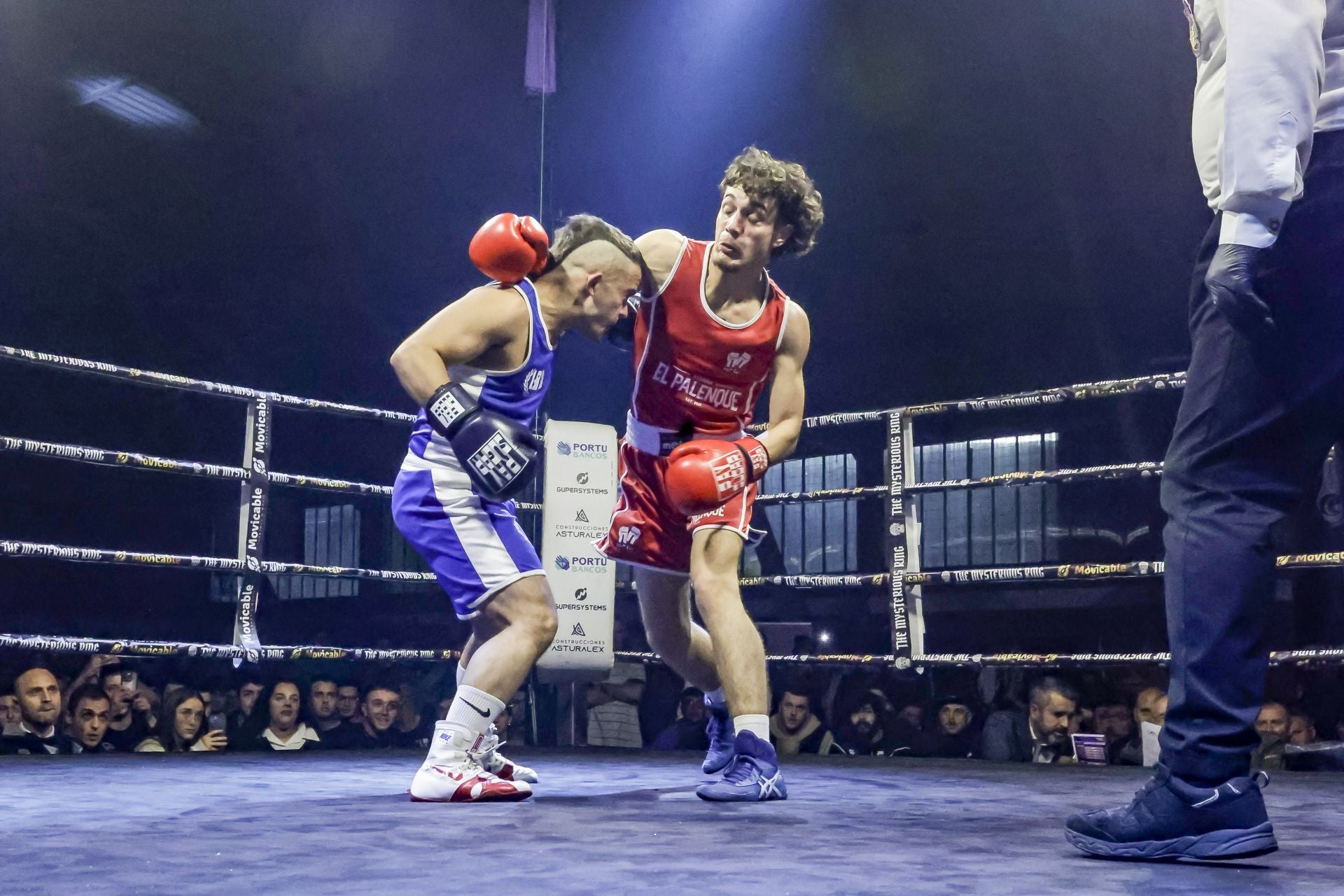 Las mejores fotos de los combates de boxeo de élite en Castrillón