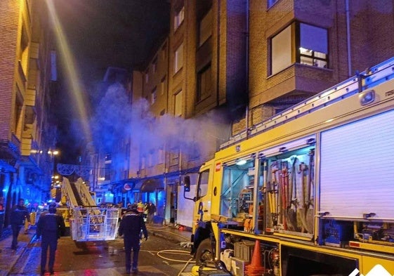 Incendio en una vivienda en Mieres