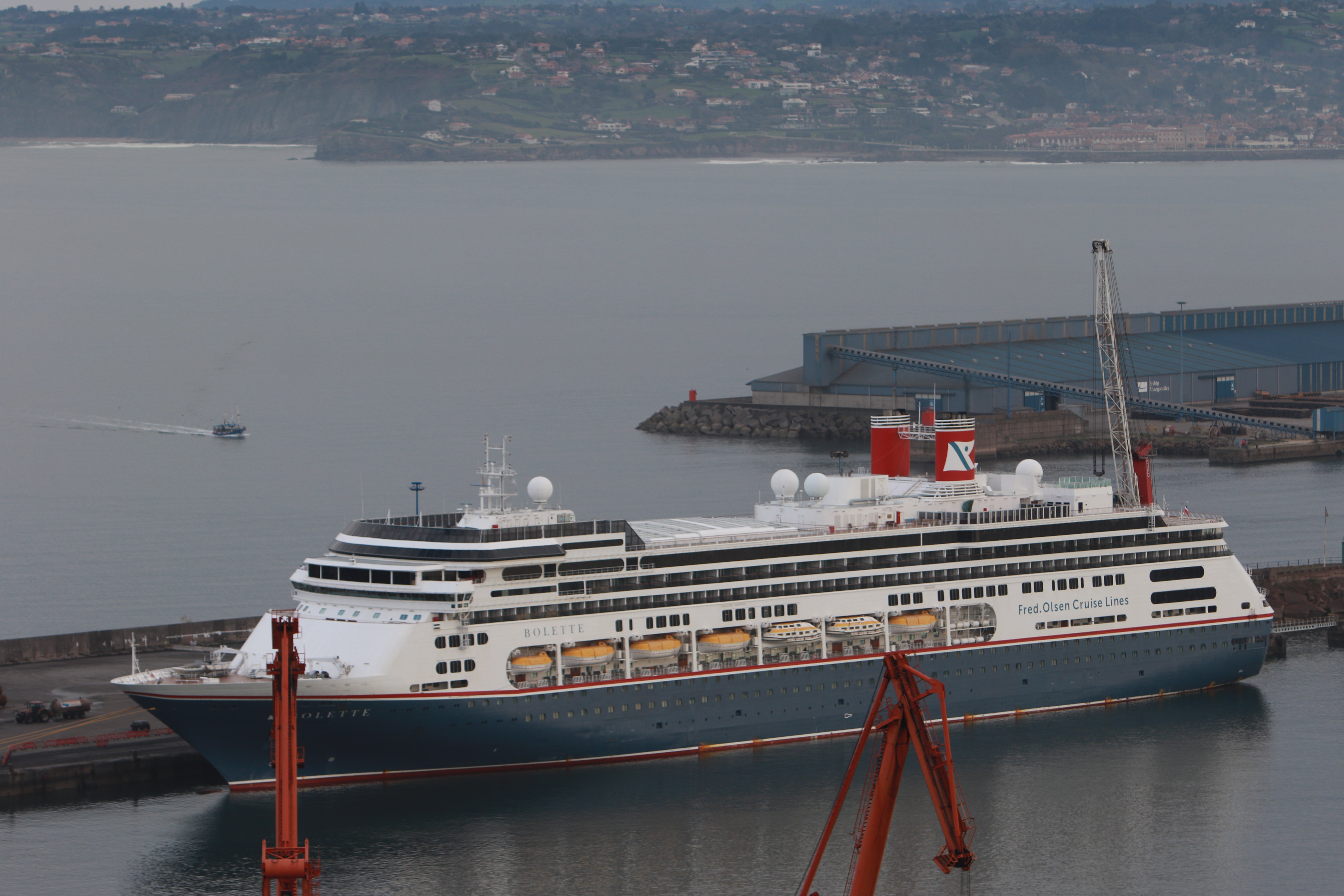 El 'Bolette', atracado este martes en El Musel.