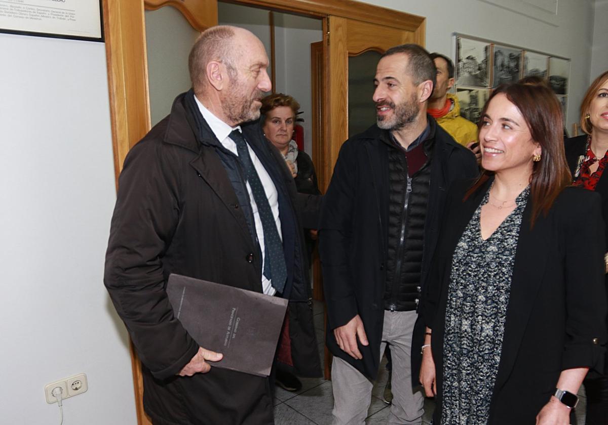 Juan Cofiño, Ángel García, 'Cepi' y Noelia Macías, en la asamblea del PSOE de Siero de febrero de 2023.