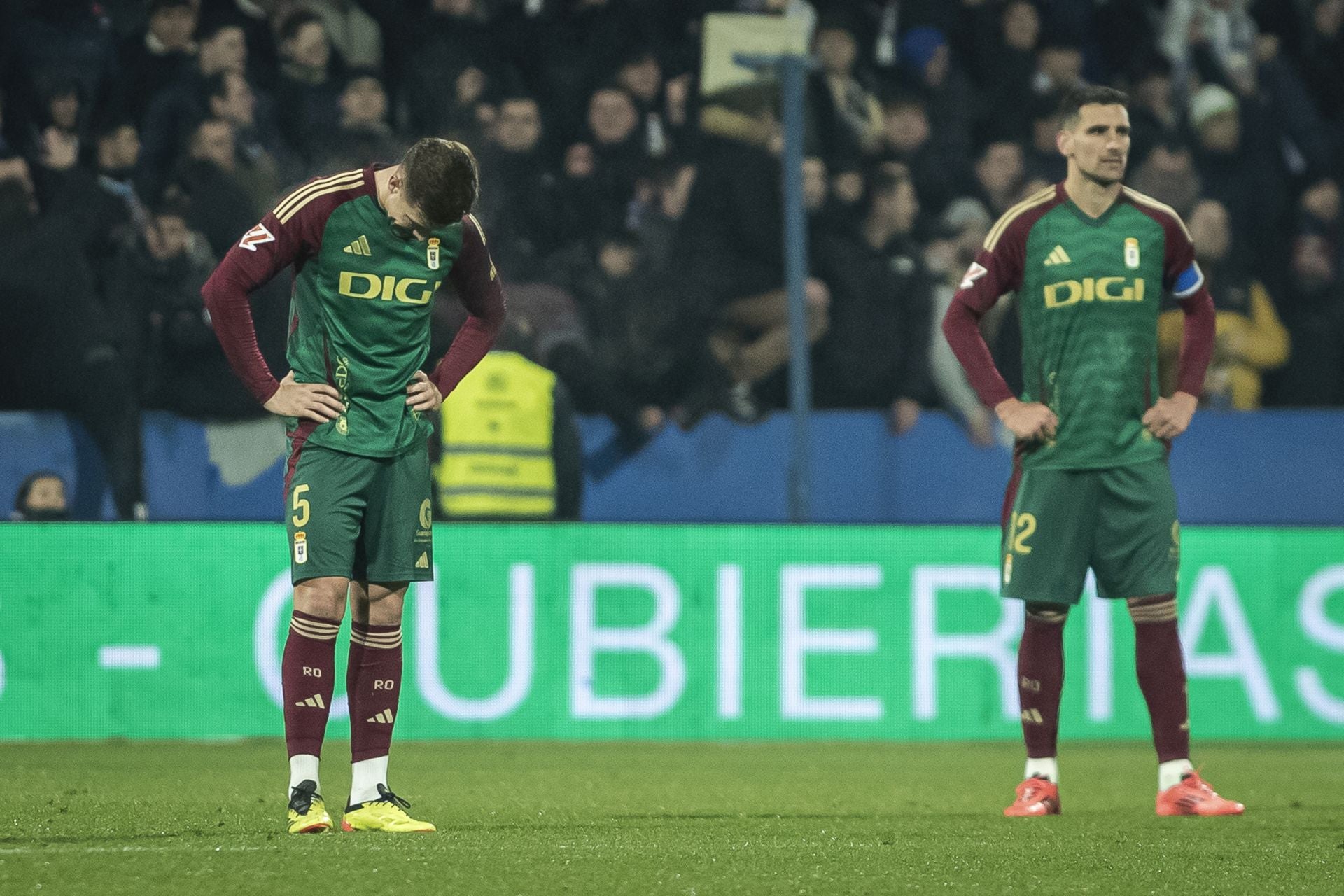 Las mejores imágenes del Real Zaragoza - Real Oviedo