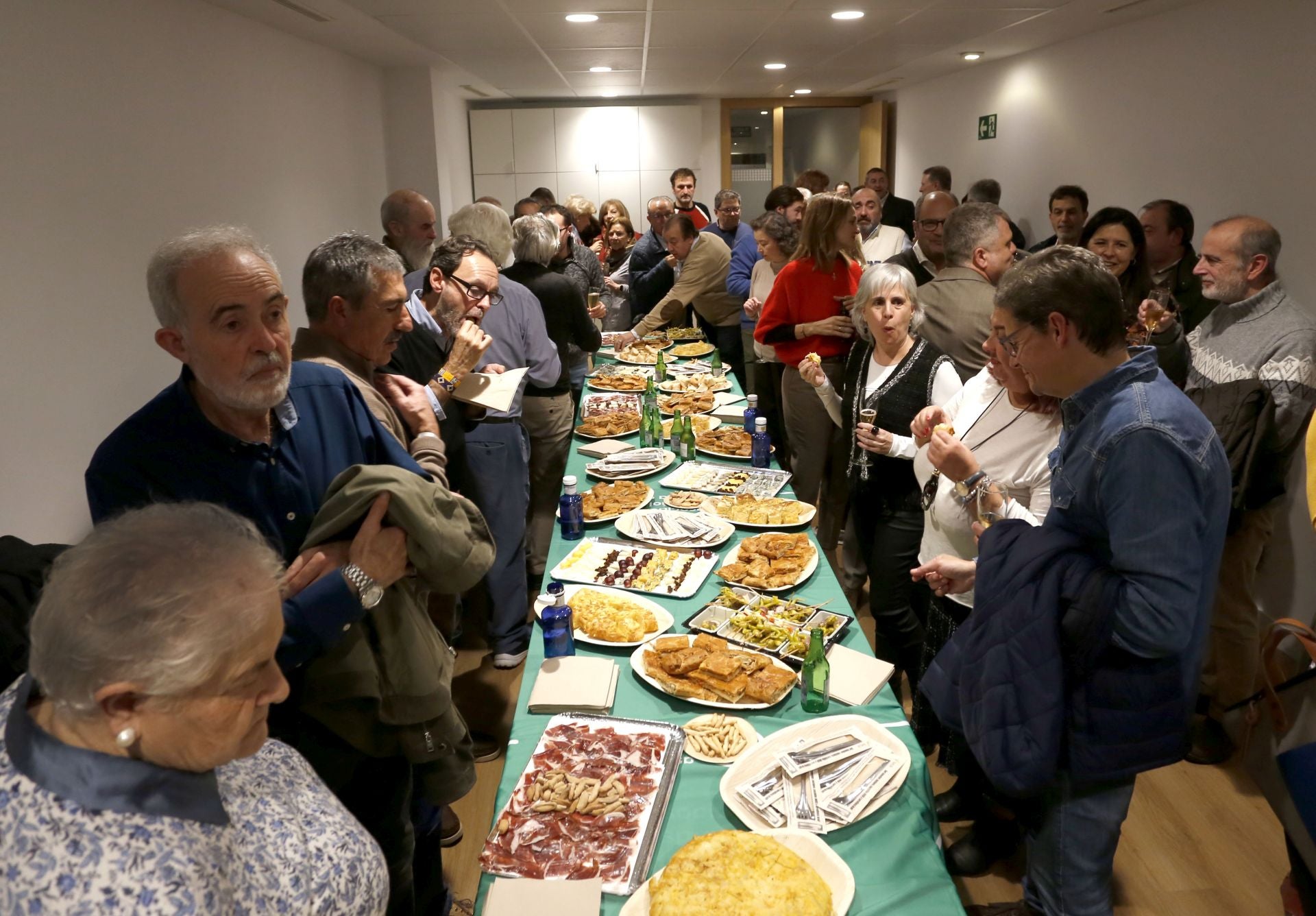 La Asociación contra el cáncer recibe el apoyo de Gijón