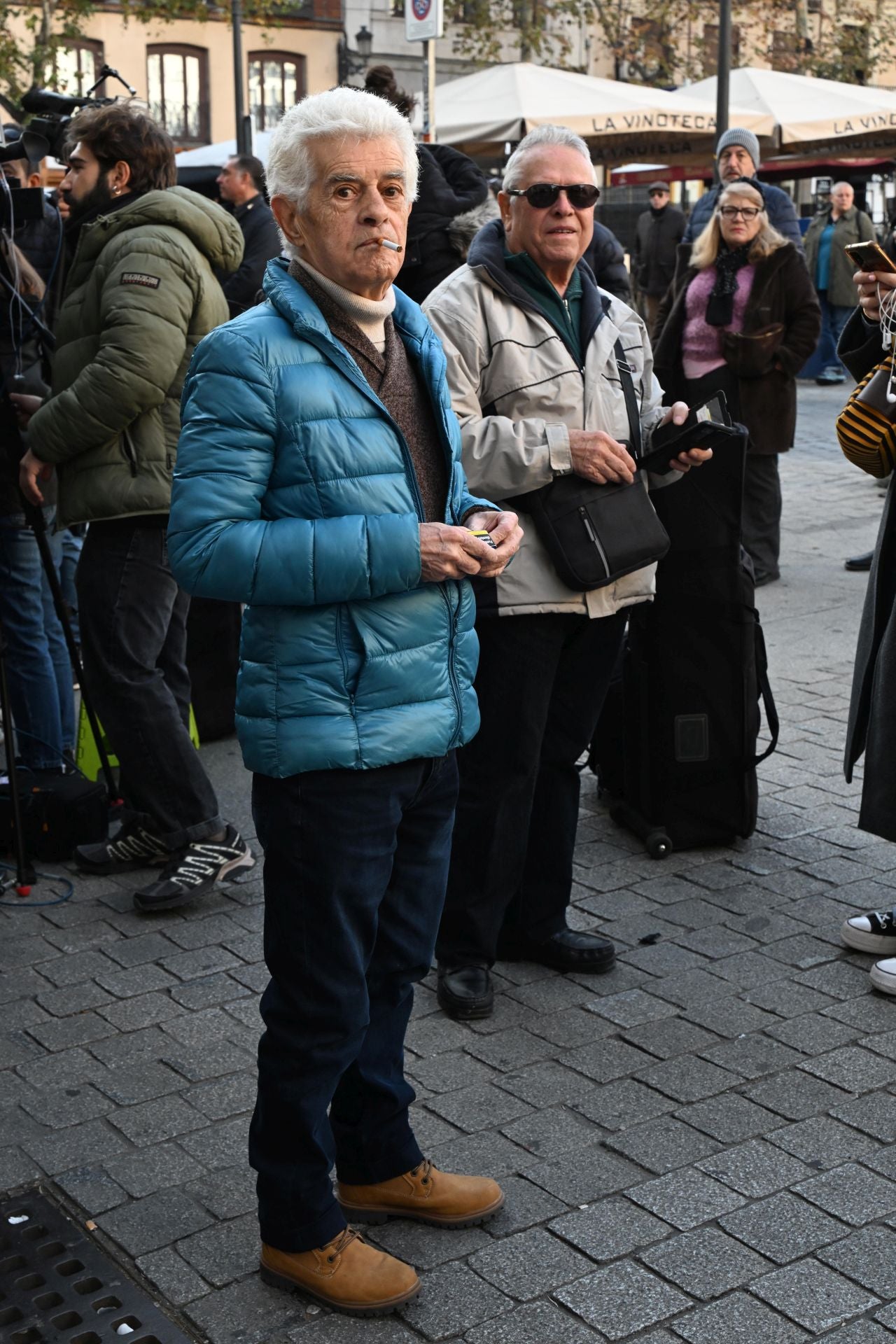 Multitudinario adiós a Marisa Paredes: familiares, amigos y compañeros despiden a la actriz